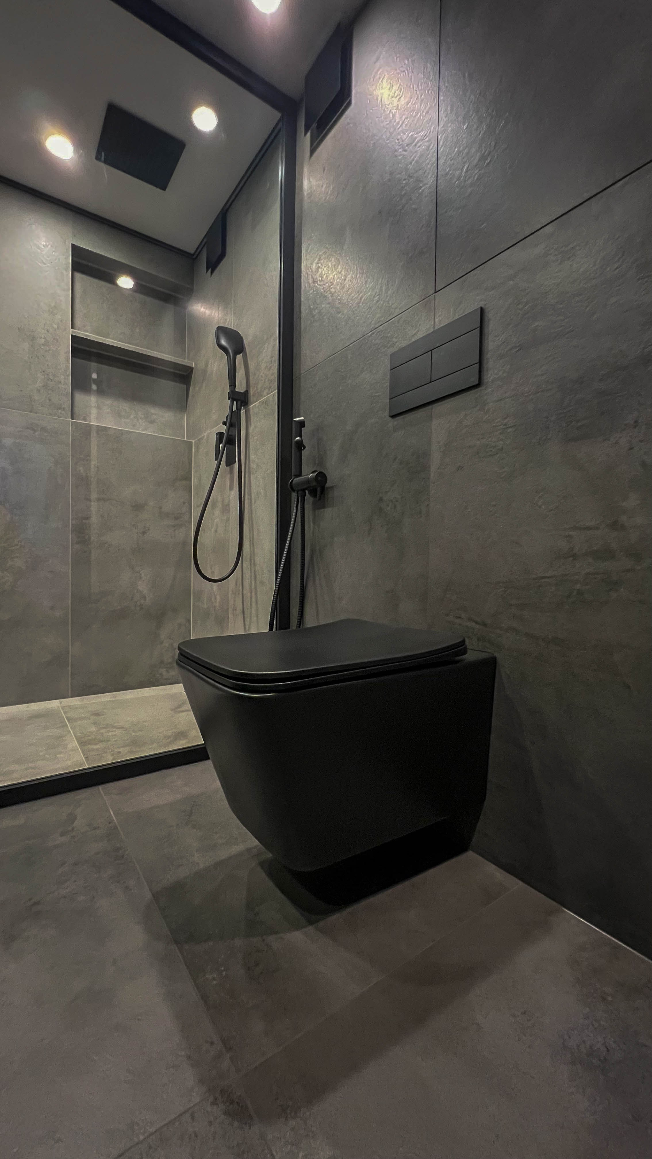 The apartment is on two levels. Fotograf Dmitrii Donets