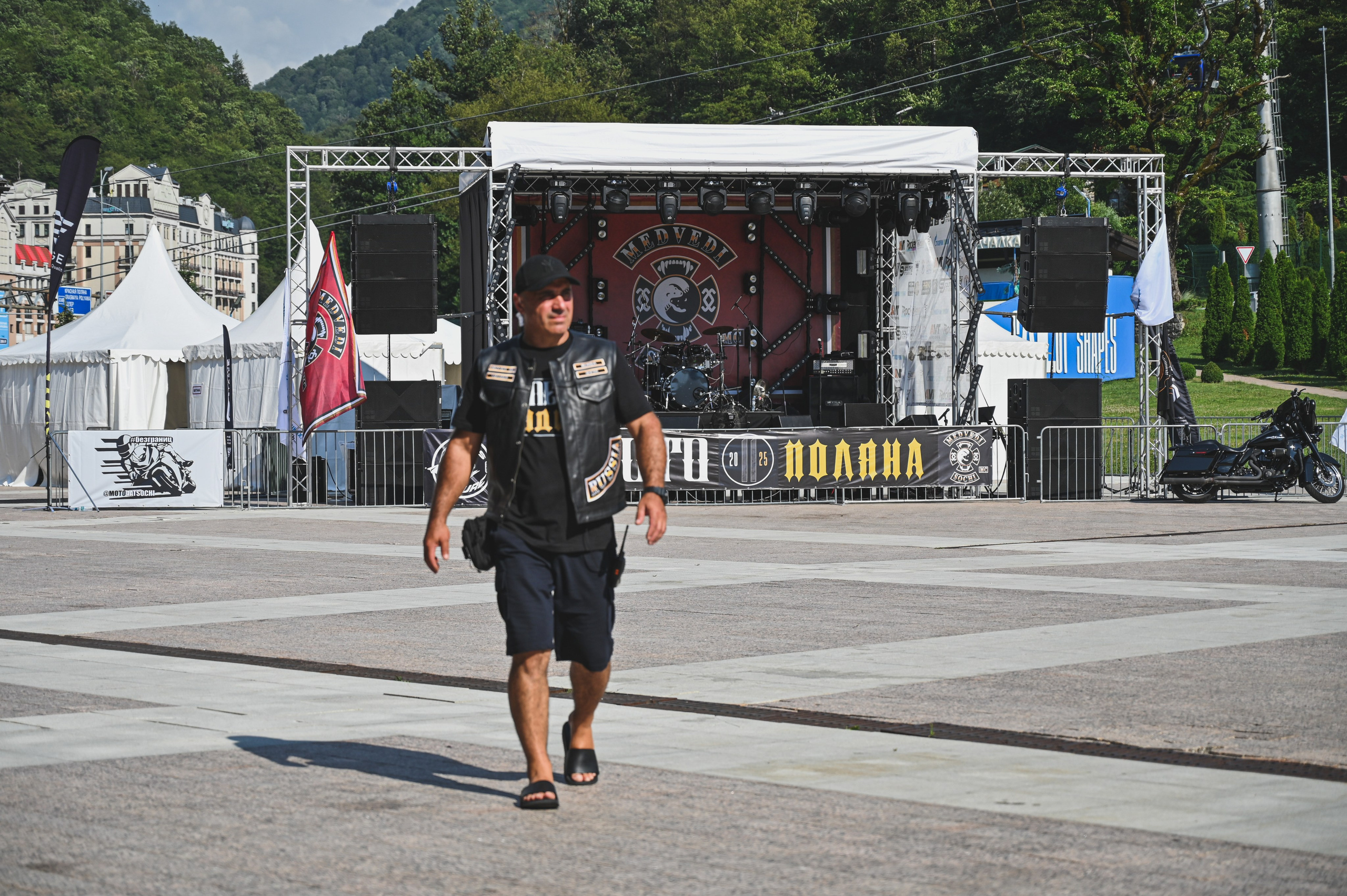 11- ый Ежегодный Байк Фестиваль " Медвежья МОТО ПОЛЯНА». Фотографирую счастливых людей в Сочи