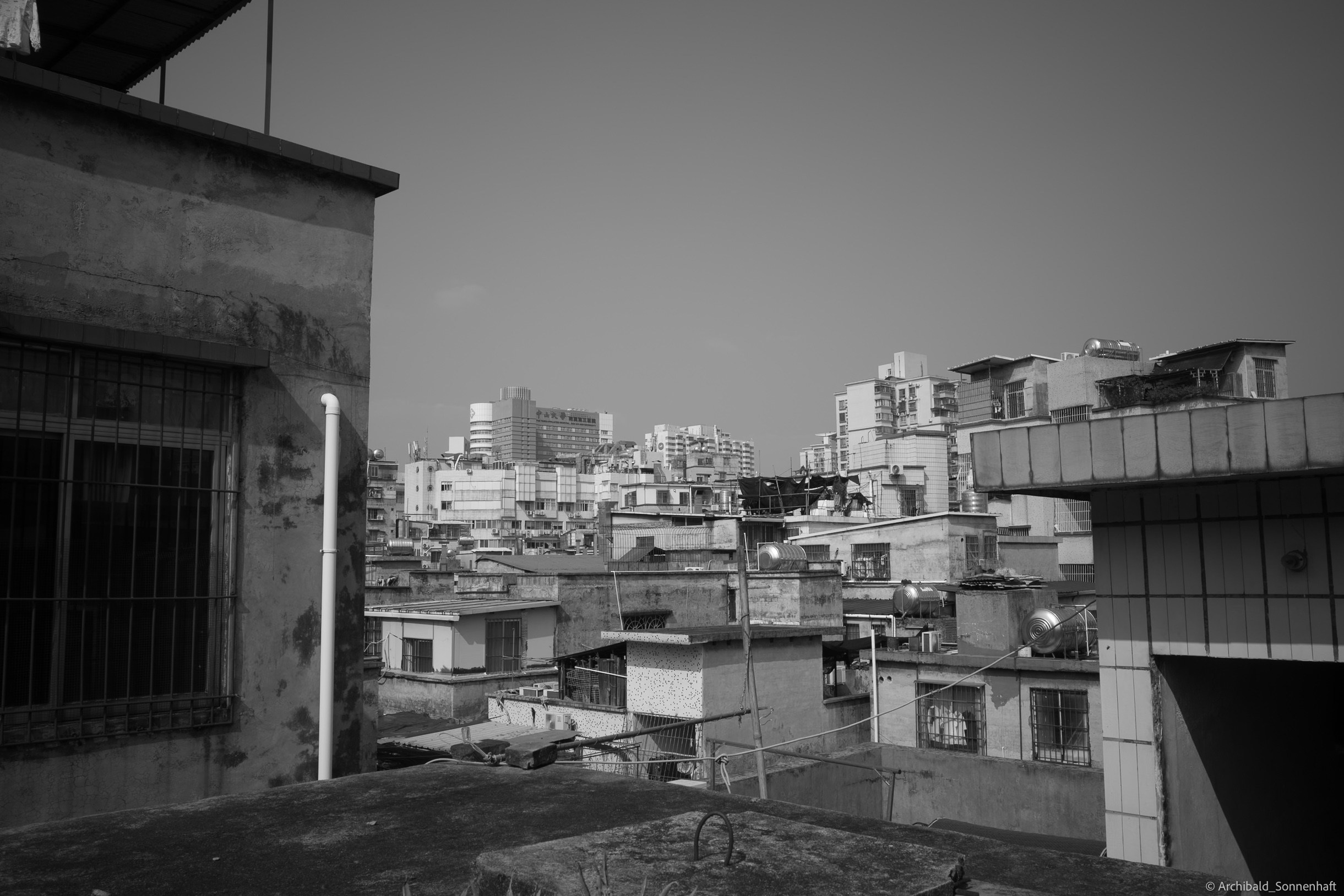 Shipai Urban Village. Photographer in Guangzhou, China. Archibald Sonnenhaft