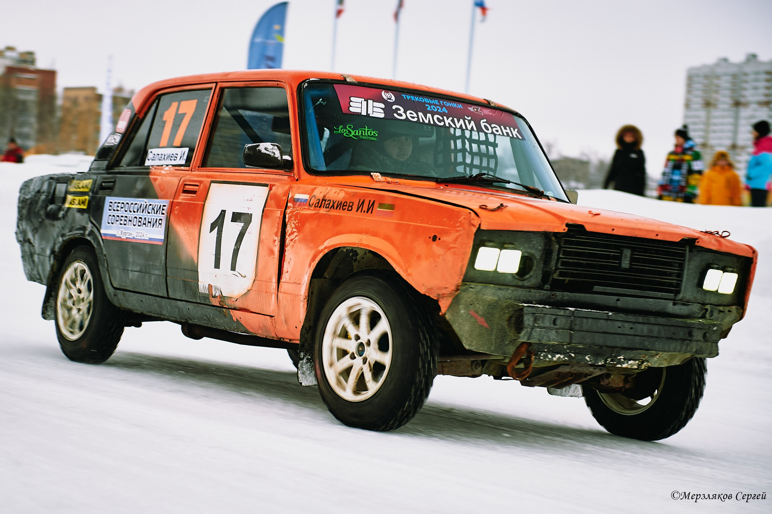 Трековые автогонки на льду Чемпионат России. Спортивный репортажный фотограф в Ижевске Сергей Мерзляков