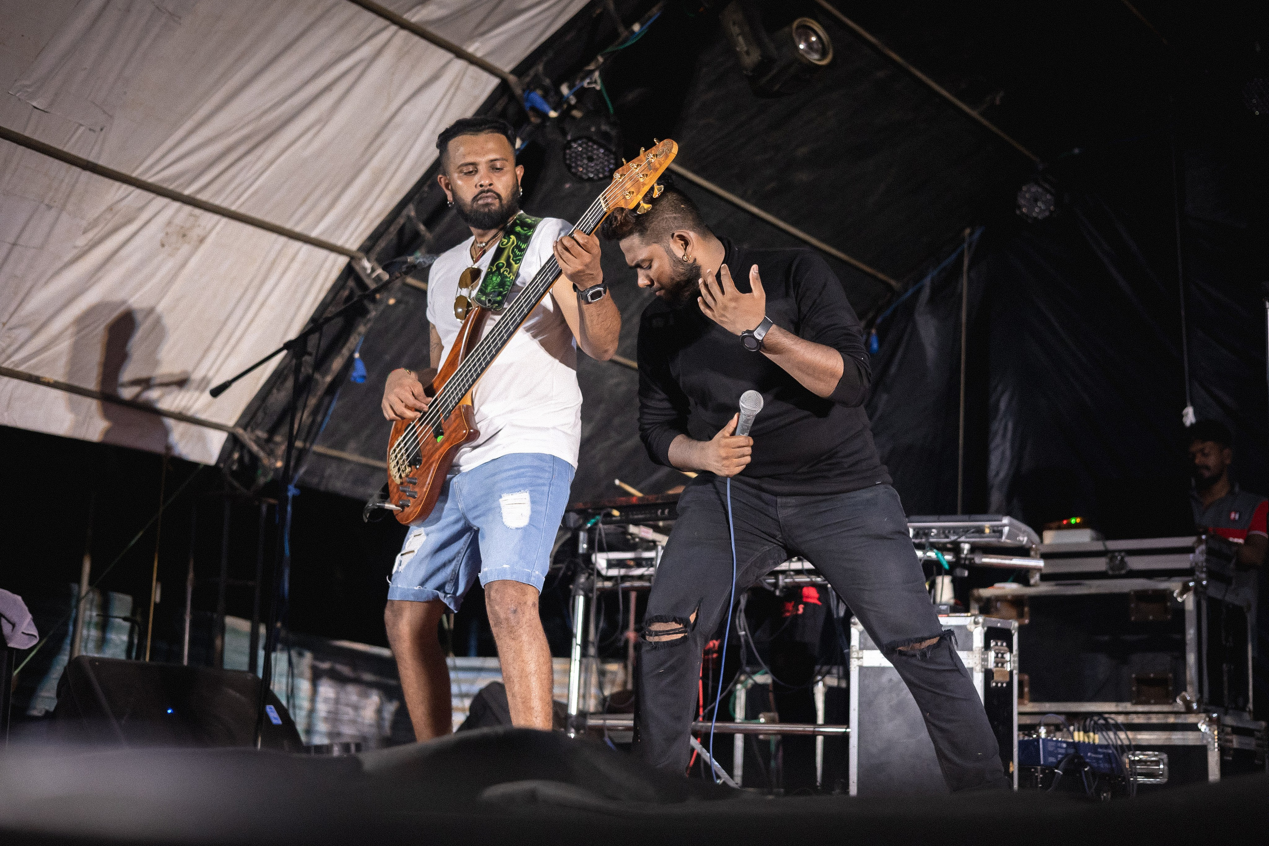 BEJI LIVE BAND. Photographer Sonkina Tatiana (Tanya Ash)