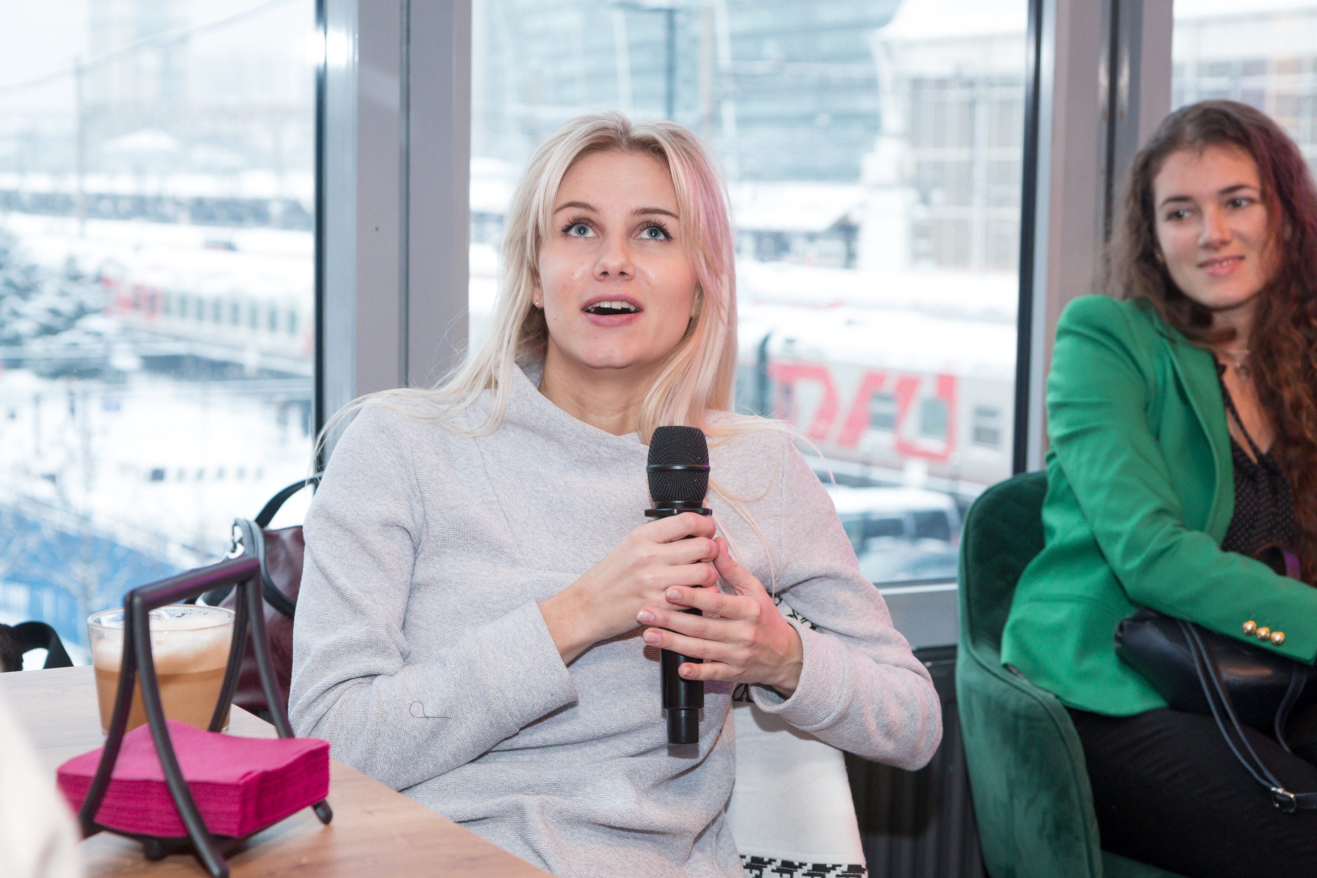 Фотсъемка мероприятий. Репортажный и портретный фотограф в Москве Саханцева Анна