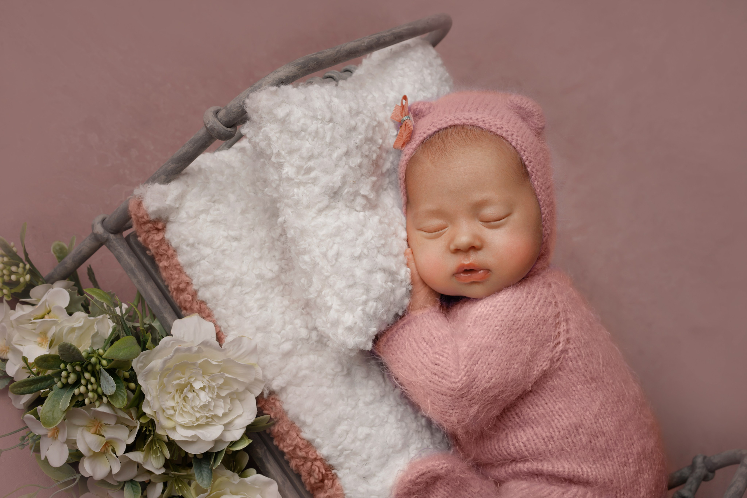 Новорожденные. Фотограф новорожденных беременных в Тюмени Ткачук Татьяна