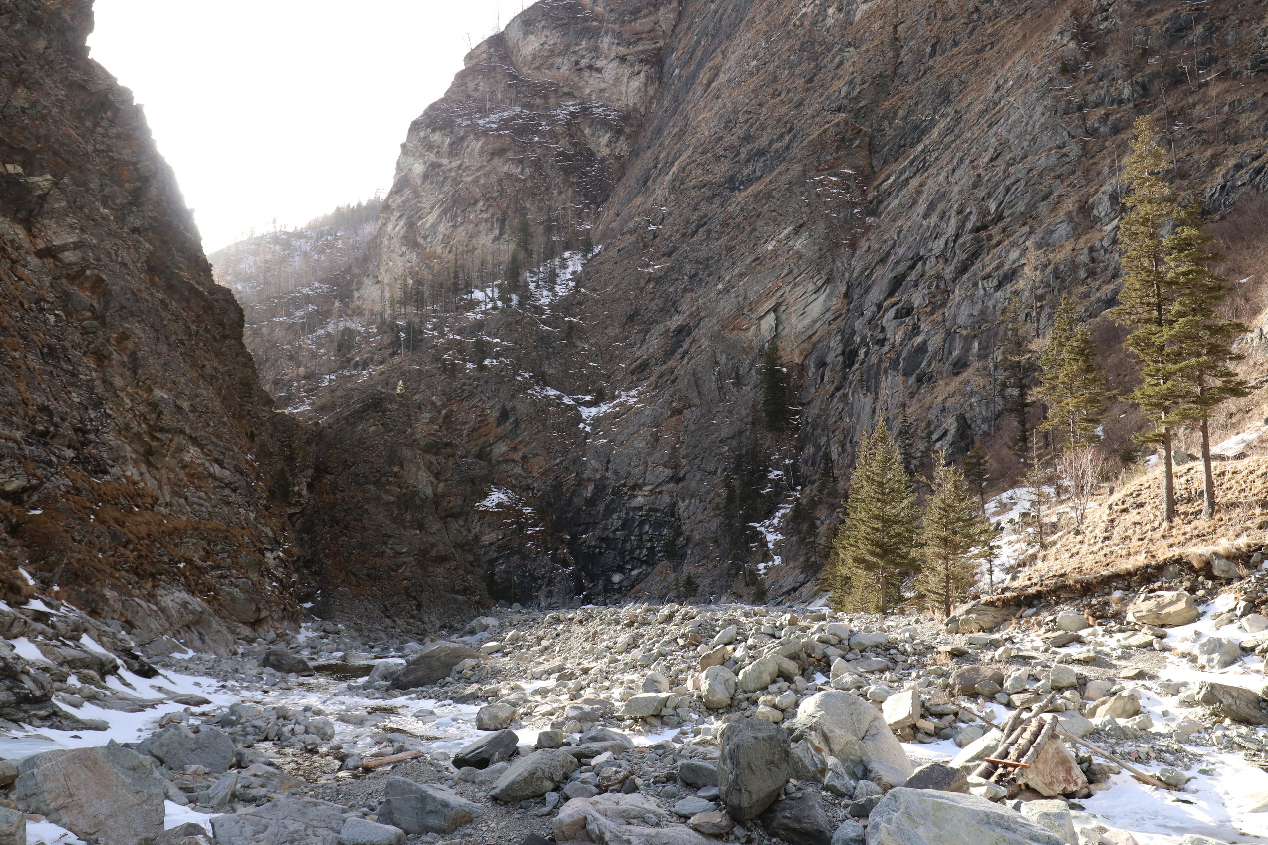 Аршан. Март 2023. Путешественник-фотограф из Санкт-Петербурга Татьяна Свистулина