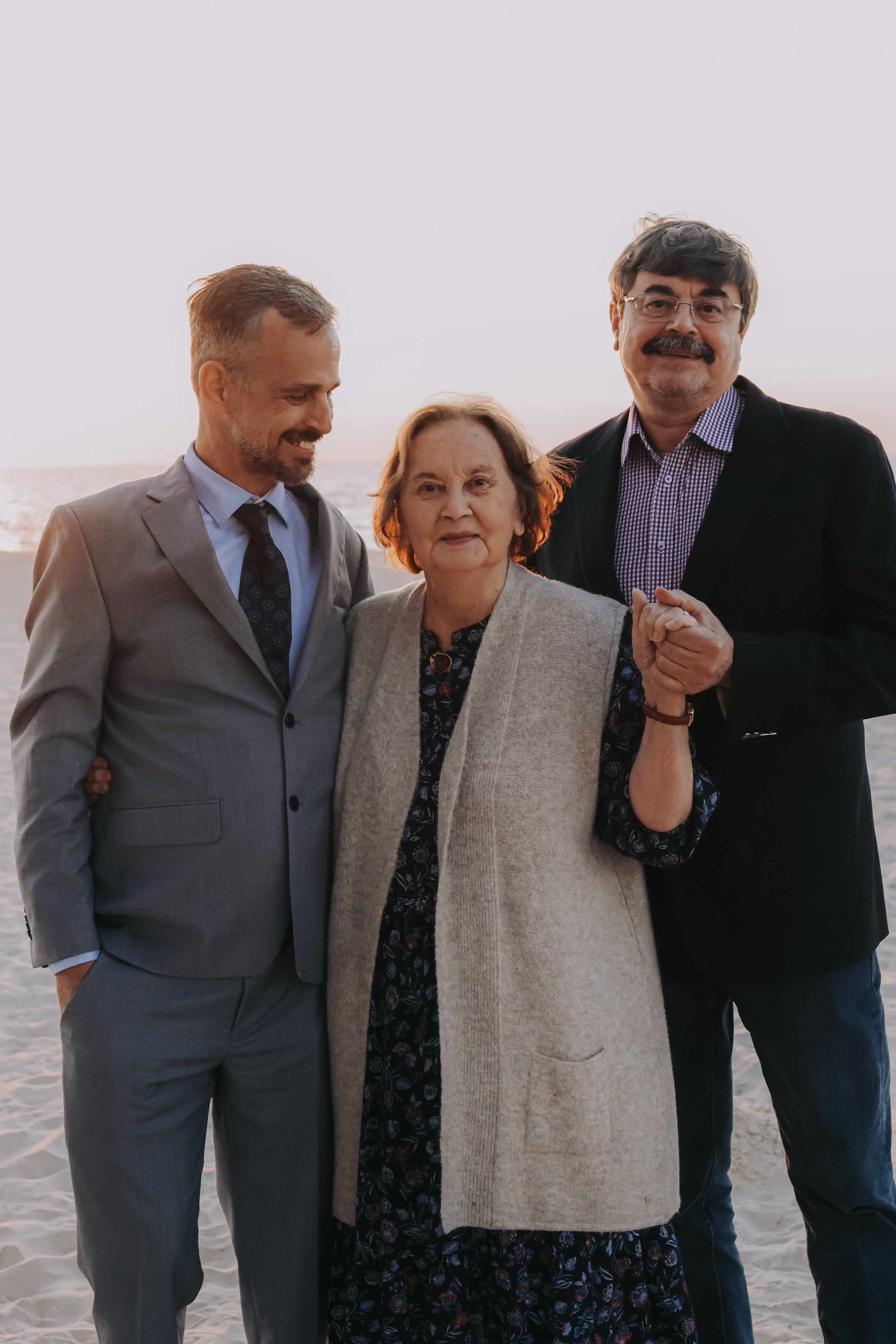 Family shoot / Engagement, Bat Yam | December 2025. Photographer in Israel Alice Milchin