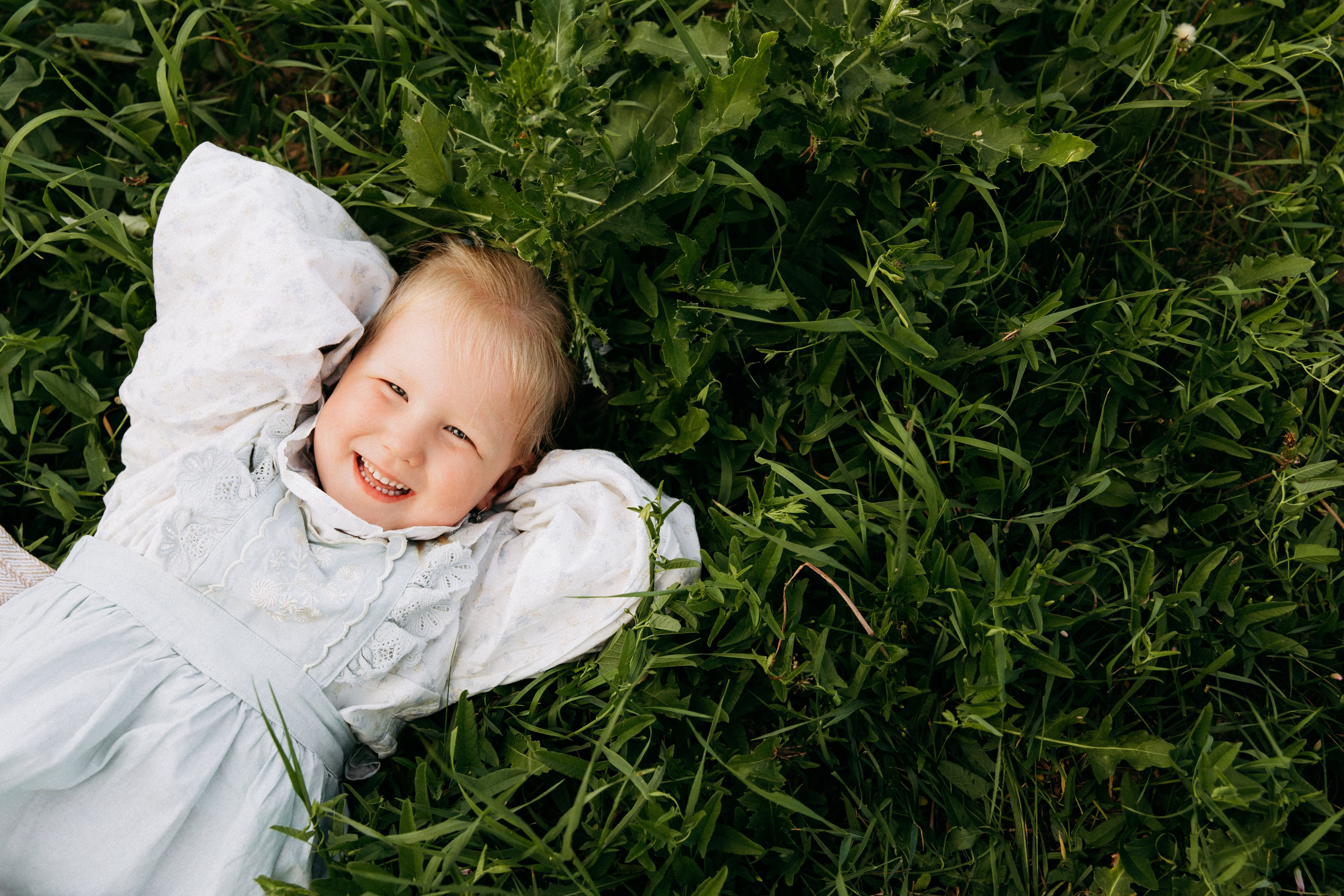 Мира и её семья. Главная