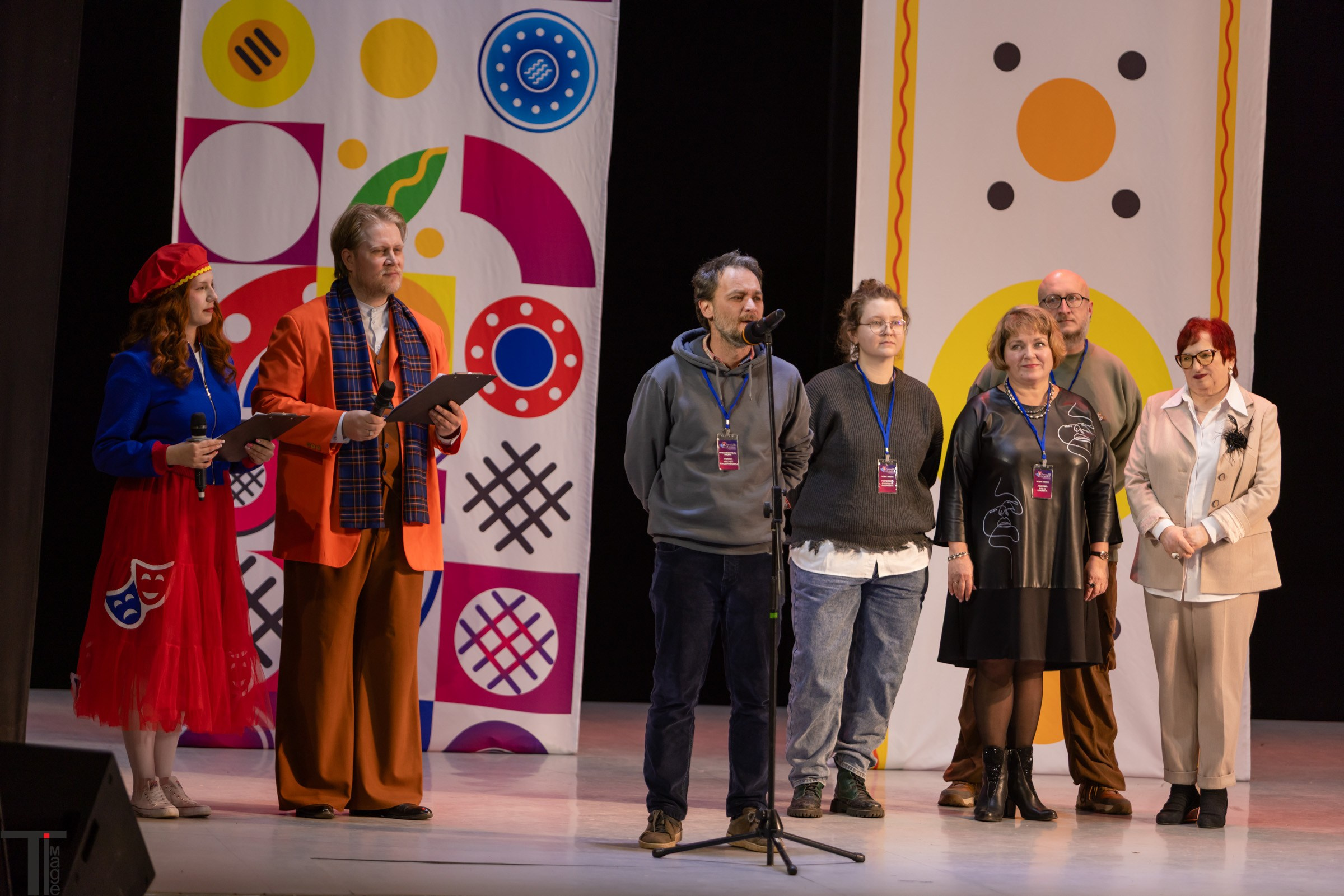 Театральная Вятка 2025. Имидж Технологии — репортажная фотография в Кирове Кировской области. Производство сувенирных магнитов, заливных этикеток и значков