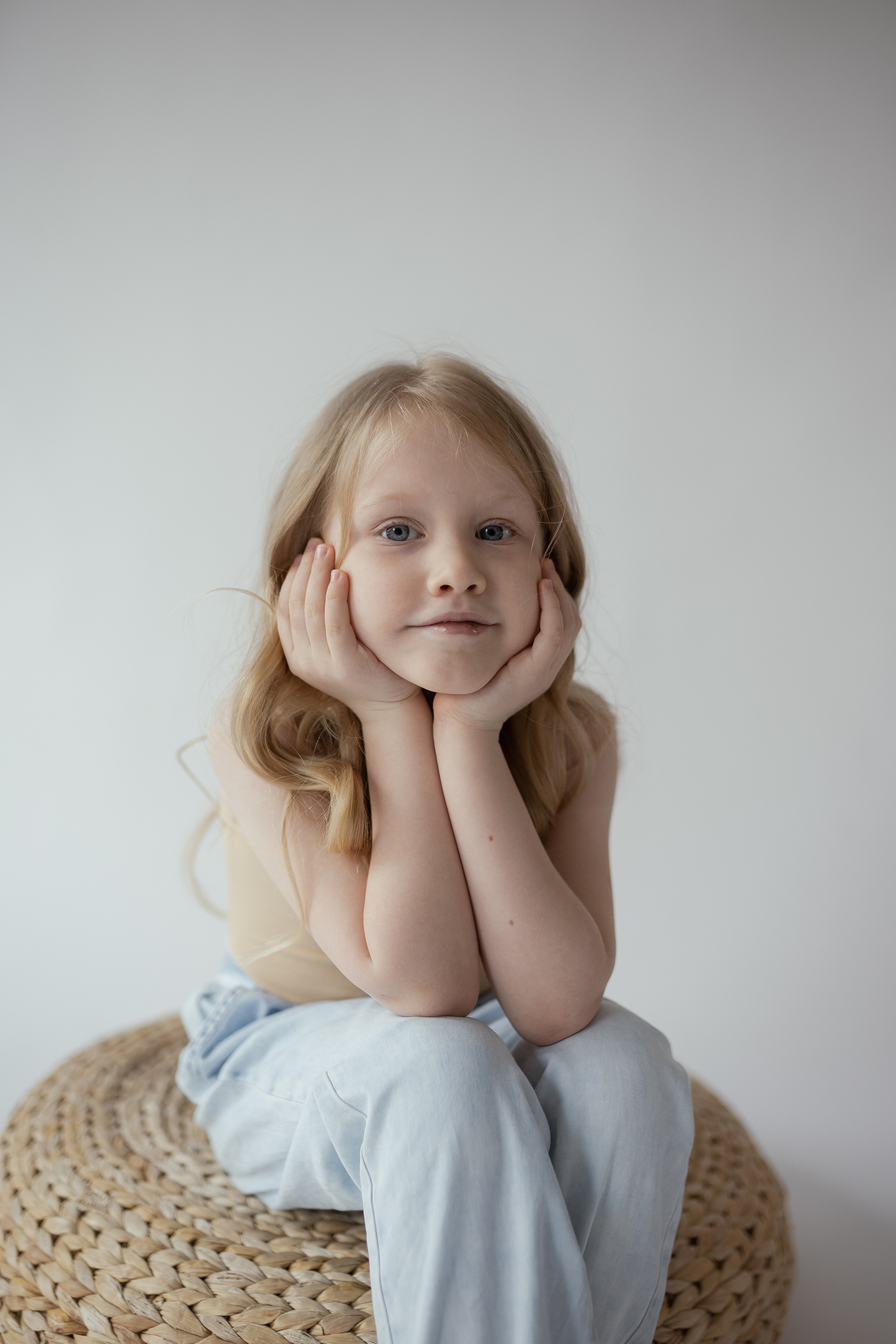 Студийная. Свадебные семейные индивидуальные фотоистории