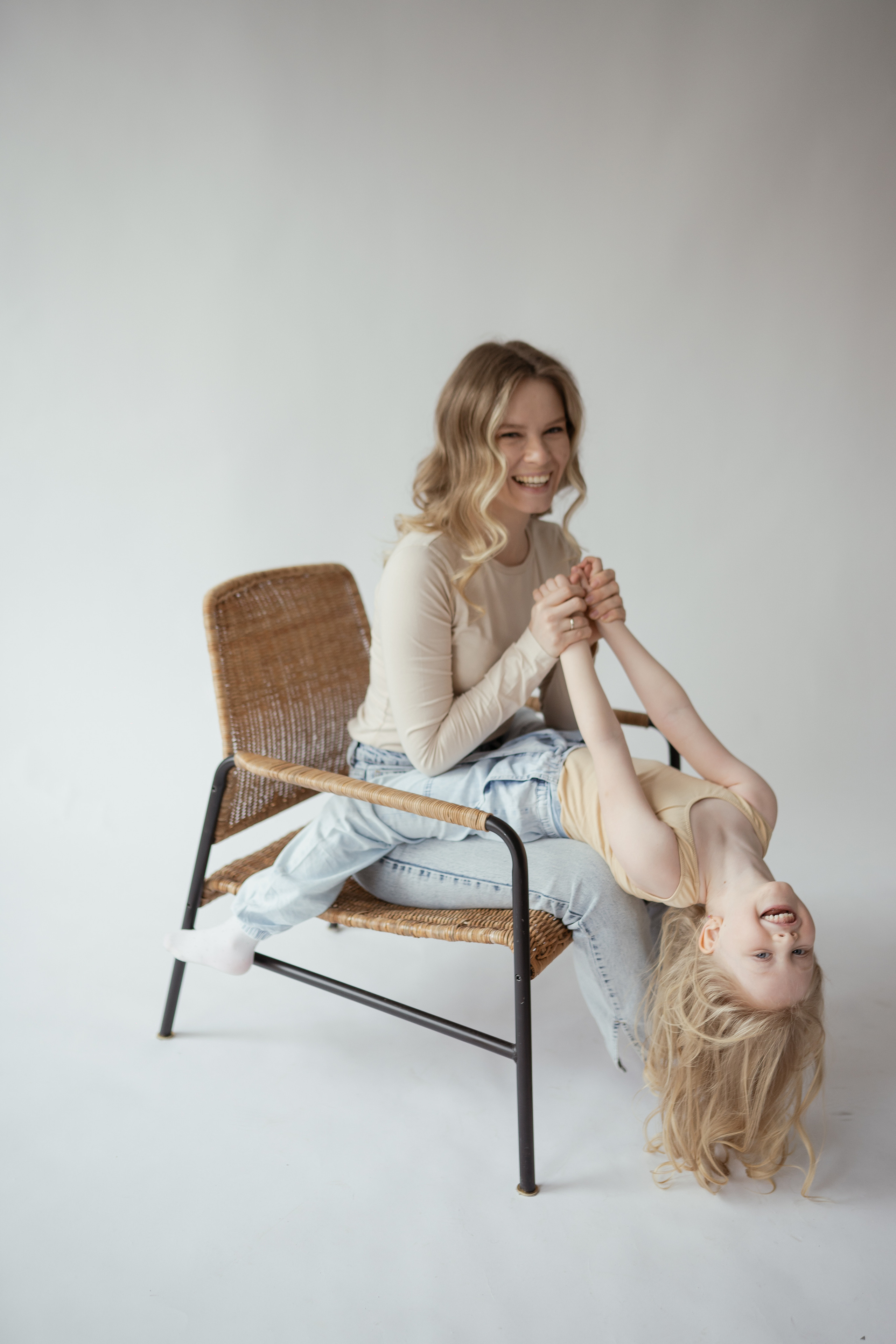 Студийная. Свадебные семейные индивидуальные фотоистории