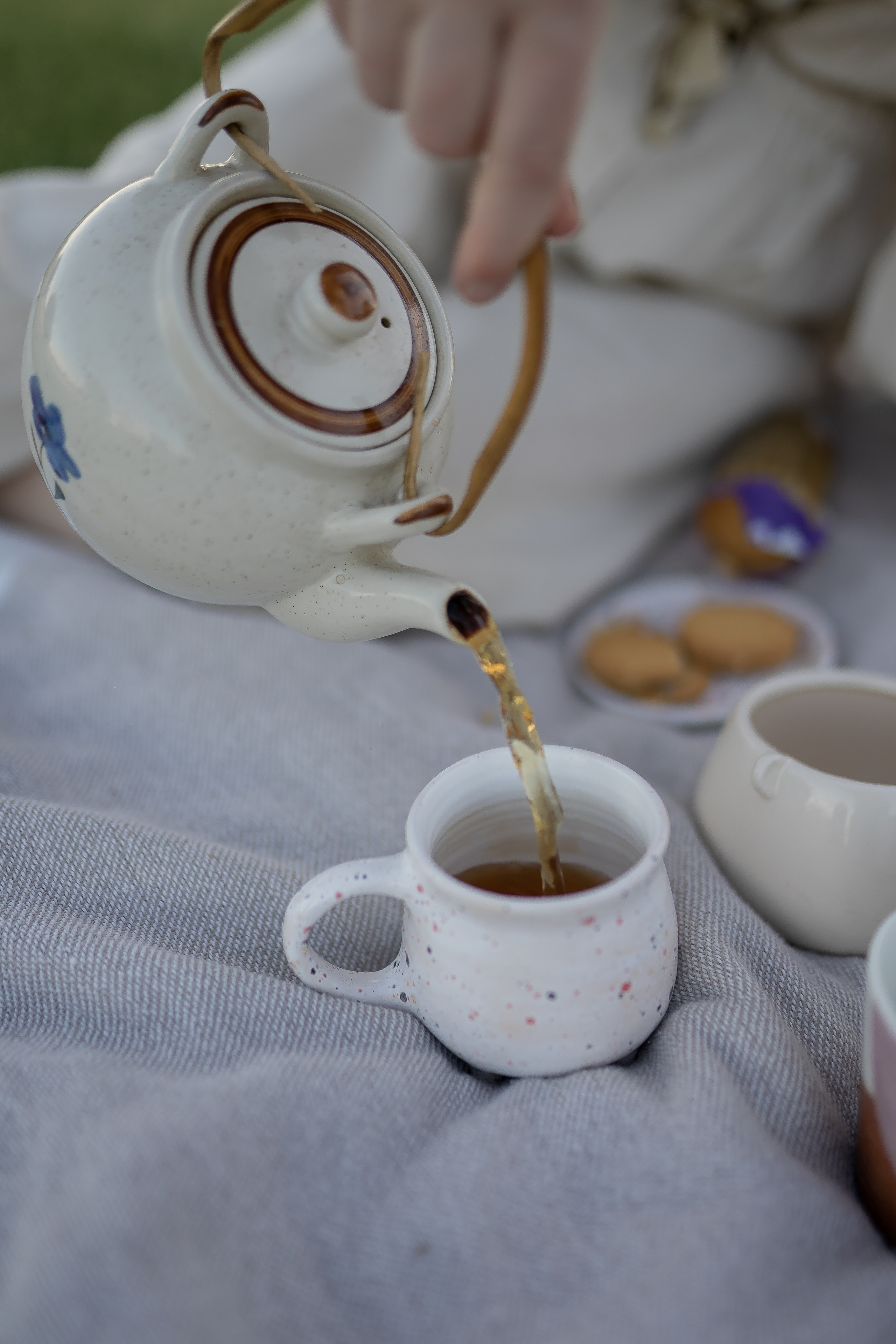 Летний вечер на набережной. Свадебные семейные индивидуальные фотоистории