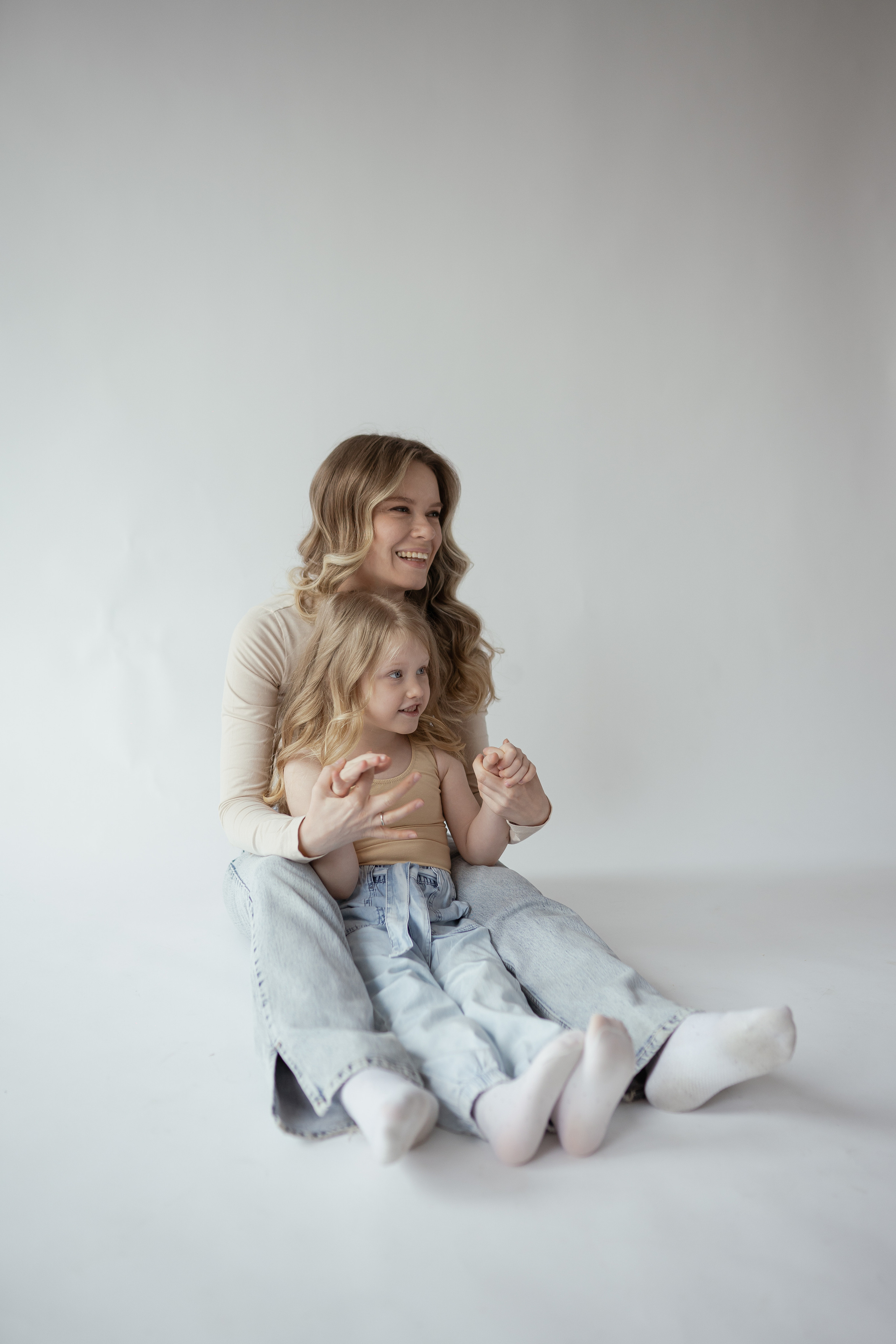 Студийная. Свадебные семейные индивидуальные фотоистории