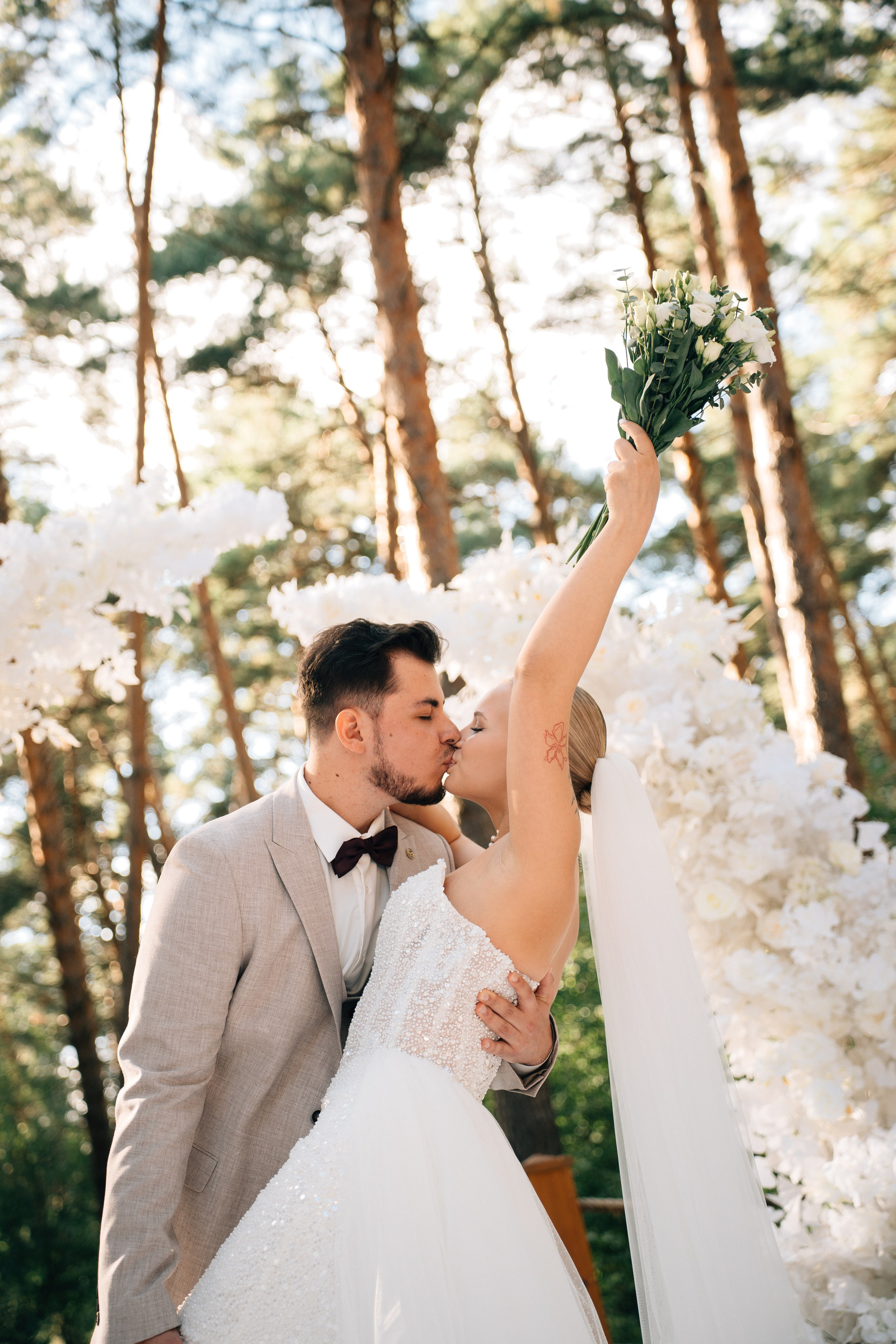 Галстуки и бабочки. Свадебная, семейная и коммерческая Фото|Видеосъёмка