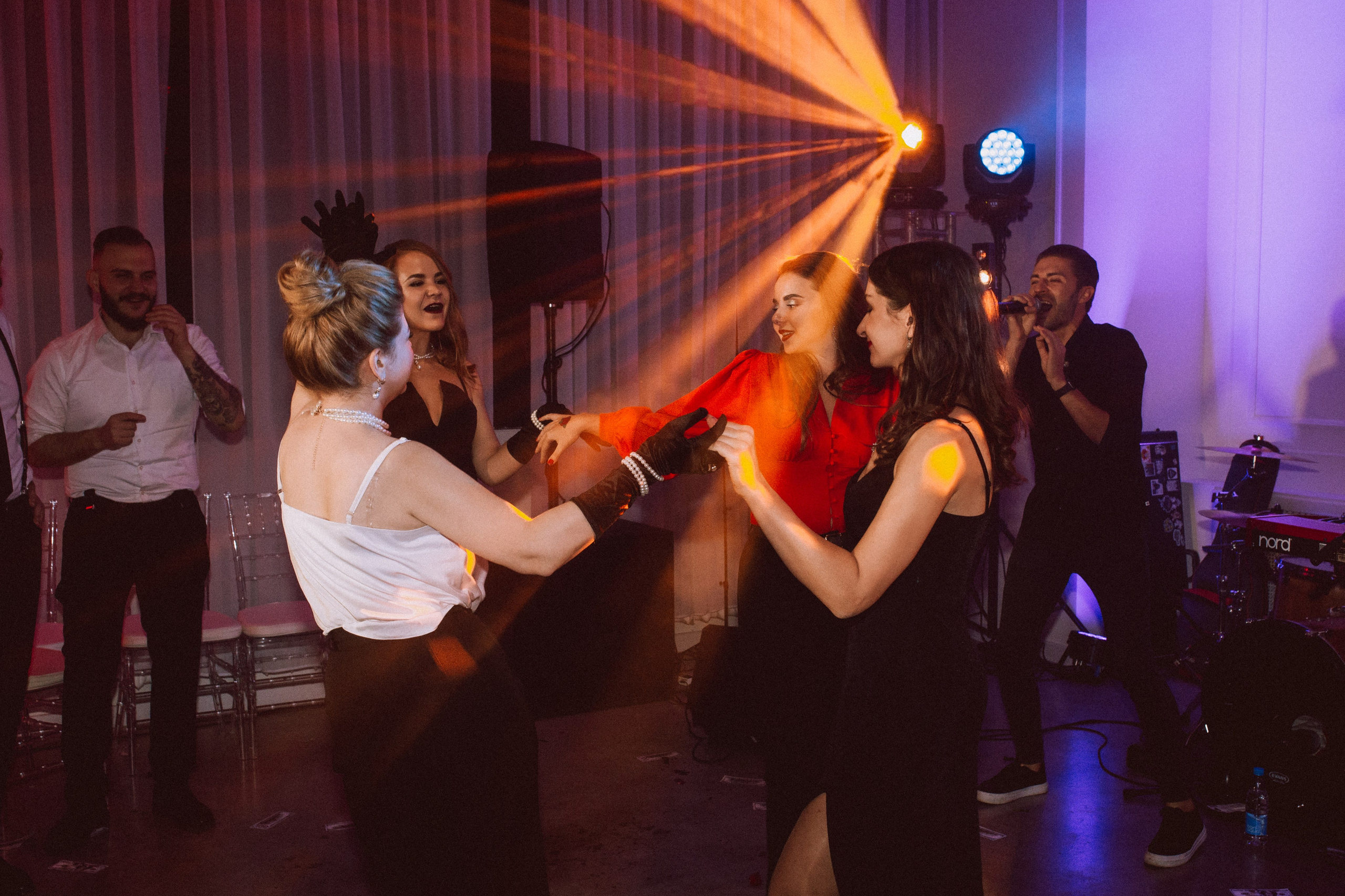 Вечеринка. Фотограф в Минске — Юлия Деяк. Фотосессии в Минске