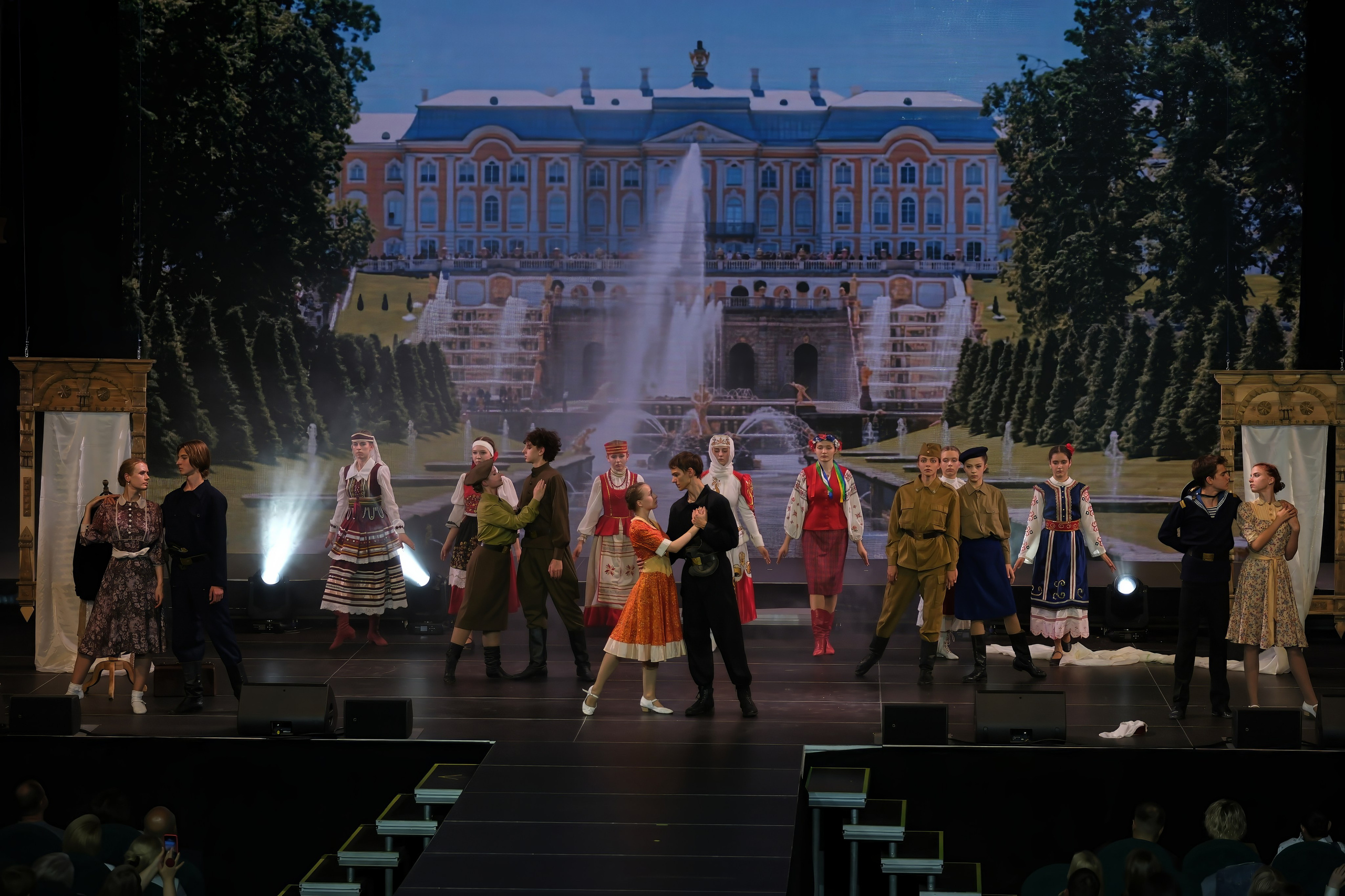 Подиумный спектакль «Стиль Надежды». Добро пожаловать в студию «Цифровой скульптор»  где искусство встречается с технологиями!