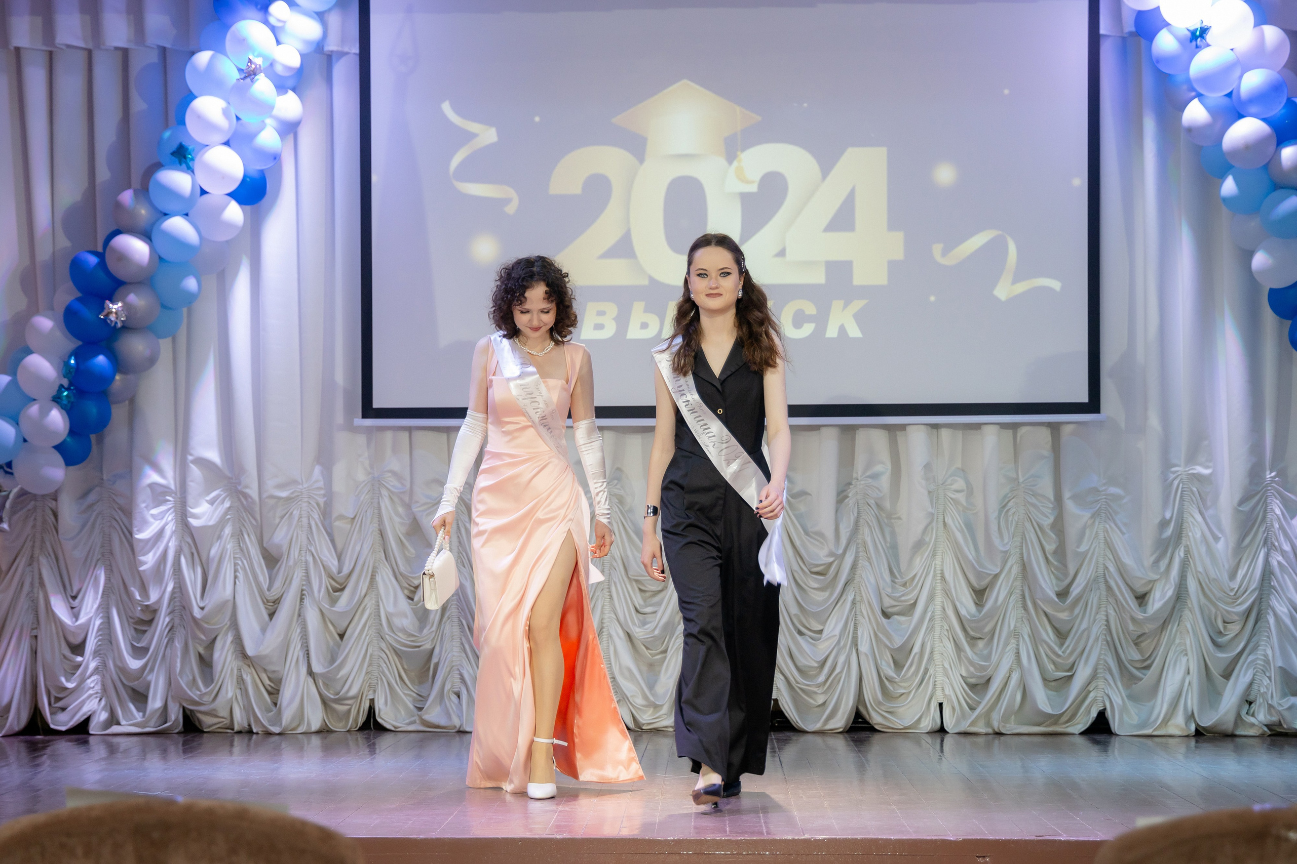 Школьный выпускной 2024 год в Соколе (Минск). Свадебный фотограф в Минске/Беларуси Сергей Спиридонов