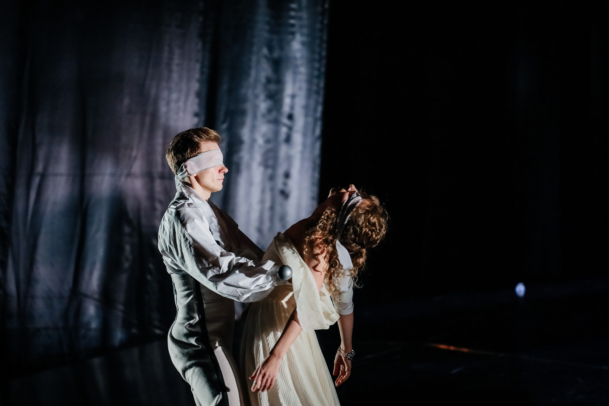 «Маскарад». Молодежный театр Алтая. Фоторепортаж. Театральная фотосъёмка