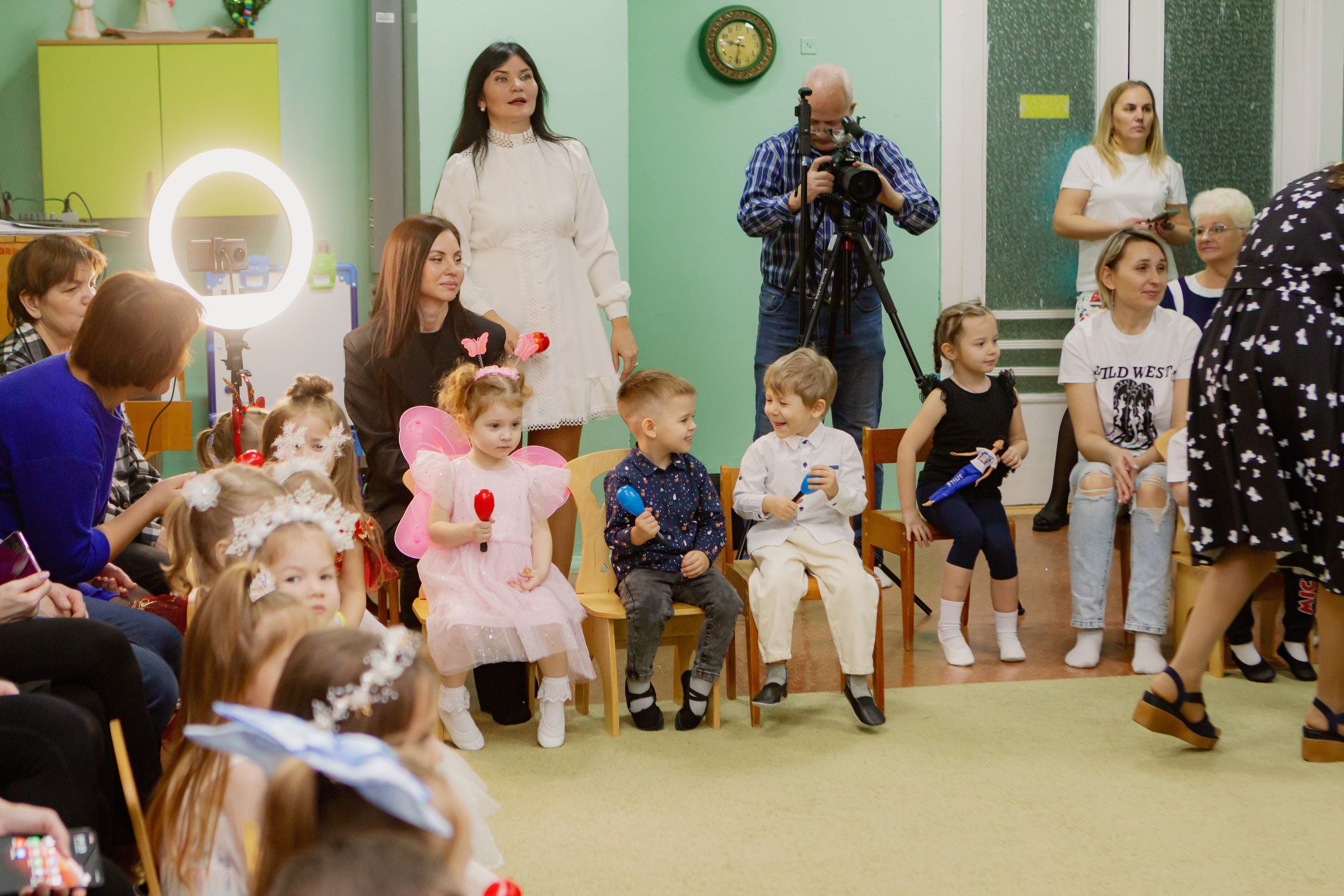 Фотосъёмка новогоднего утренника. Фотограф в Екатеринбурге Пойгина Елена