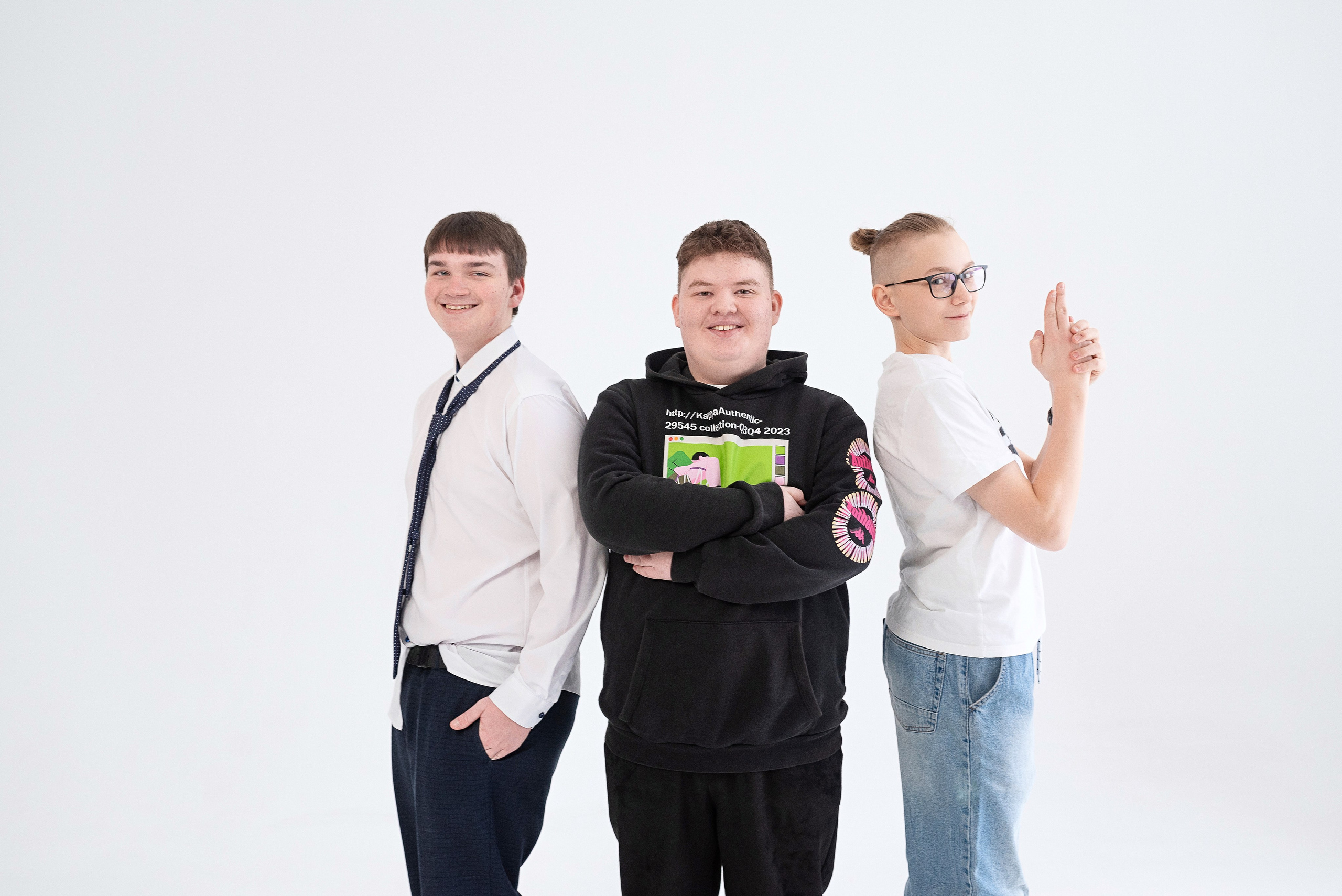 9 класс на циклораме. Детский и семейный фотограф в Сургуте и Нефтеюганске Анна Старцева