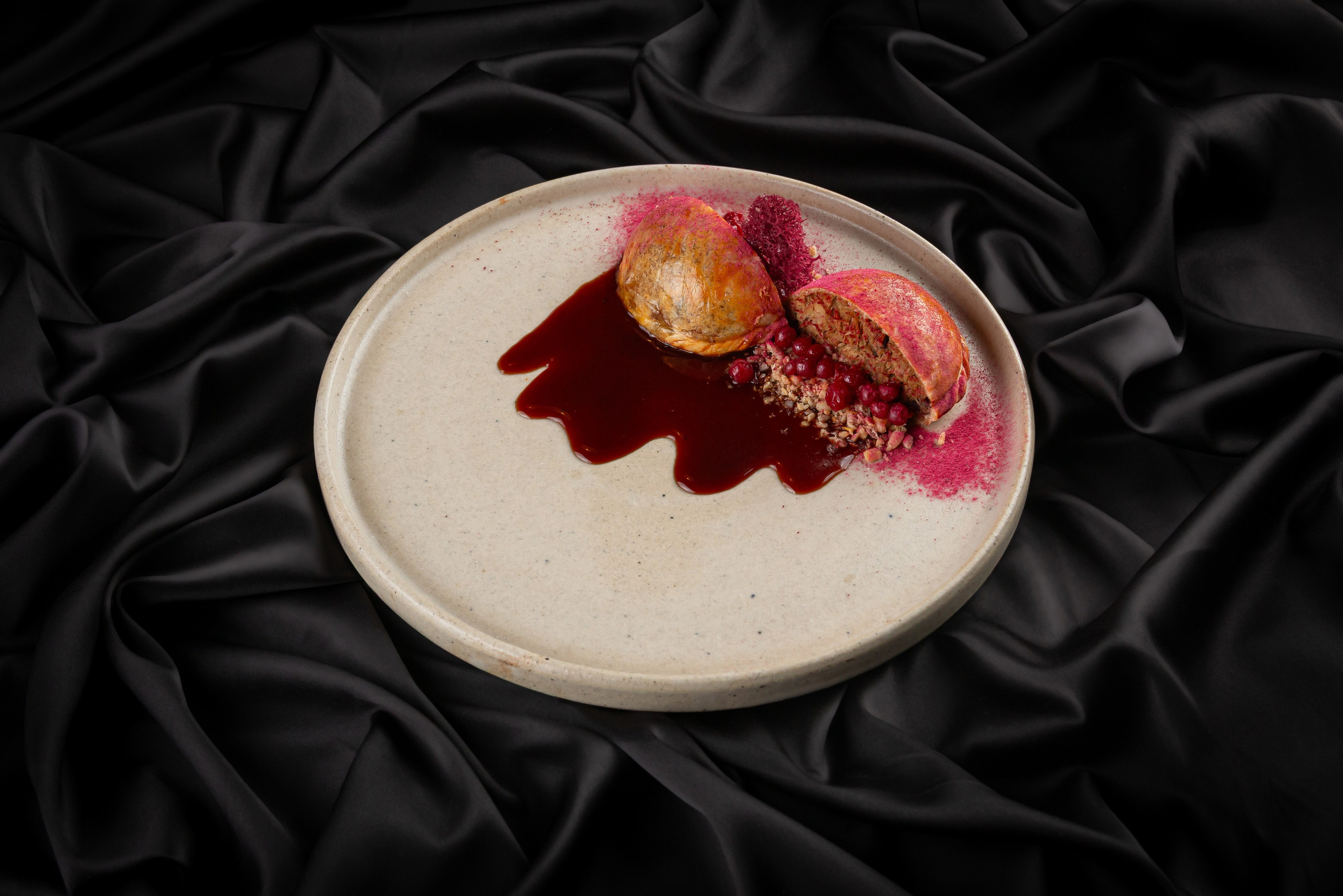 Amar. Александр Стряпунин — предметный фотограф в Улан-Удэ