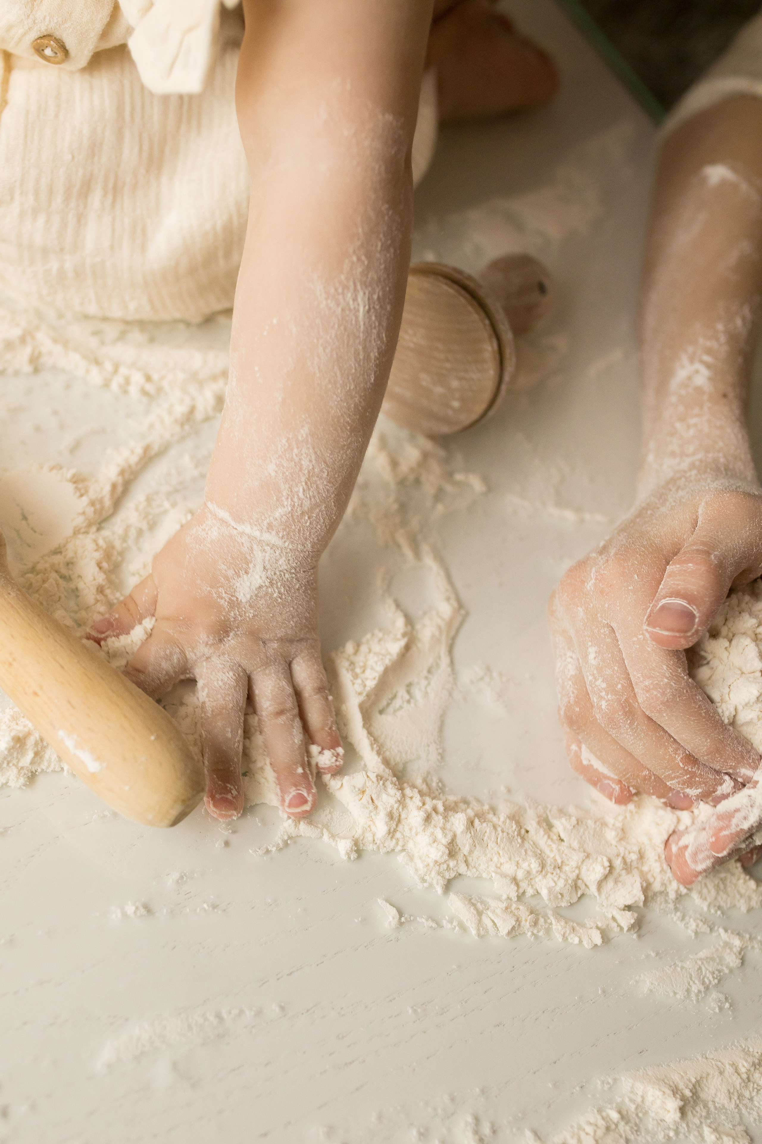 Катя и дочки. Фотограф Москва Лара Чайка