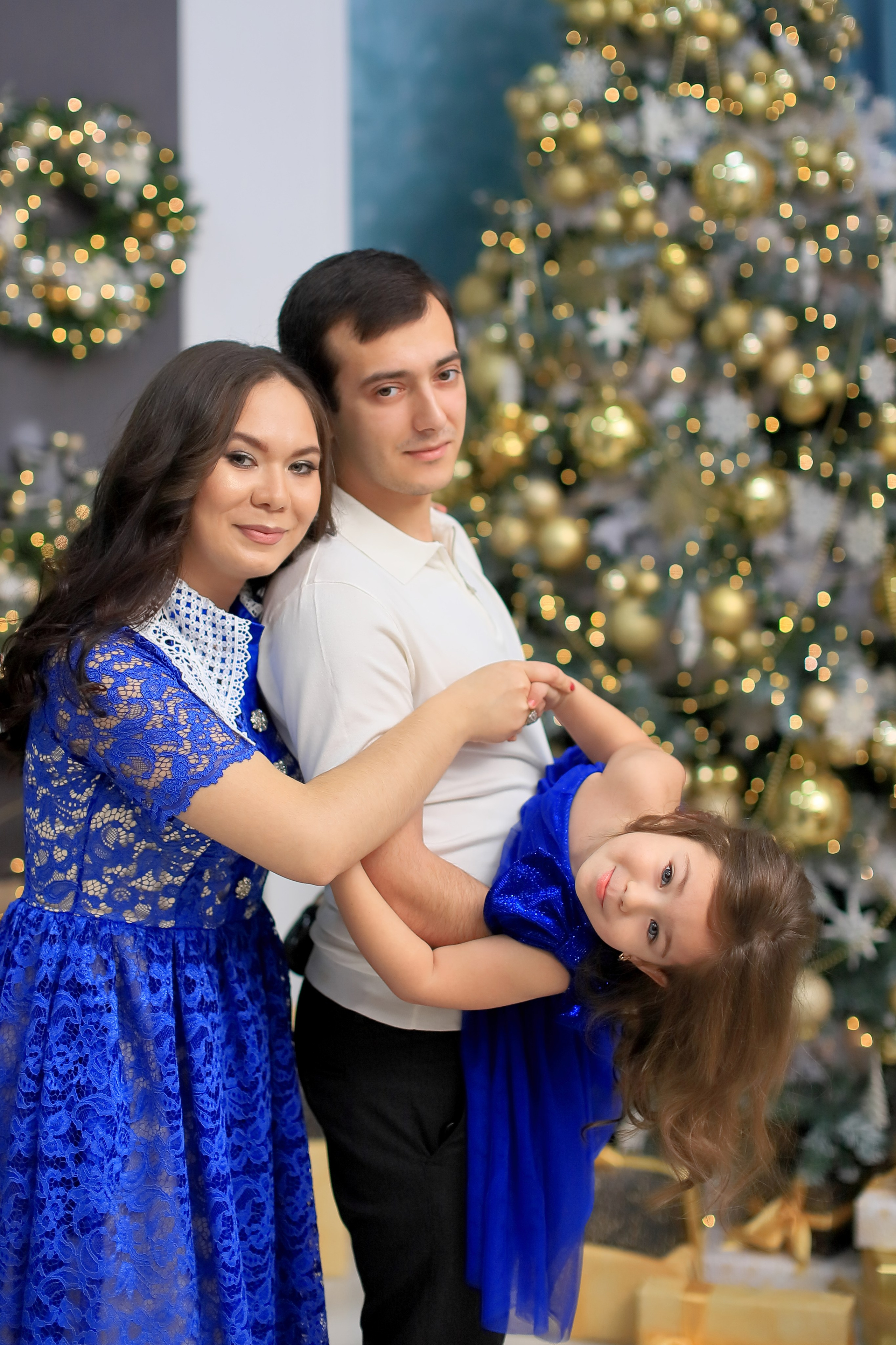 Семейные фотосессии в интерьере. Интерьерная фотостудия Toffee Studio