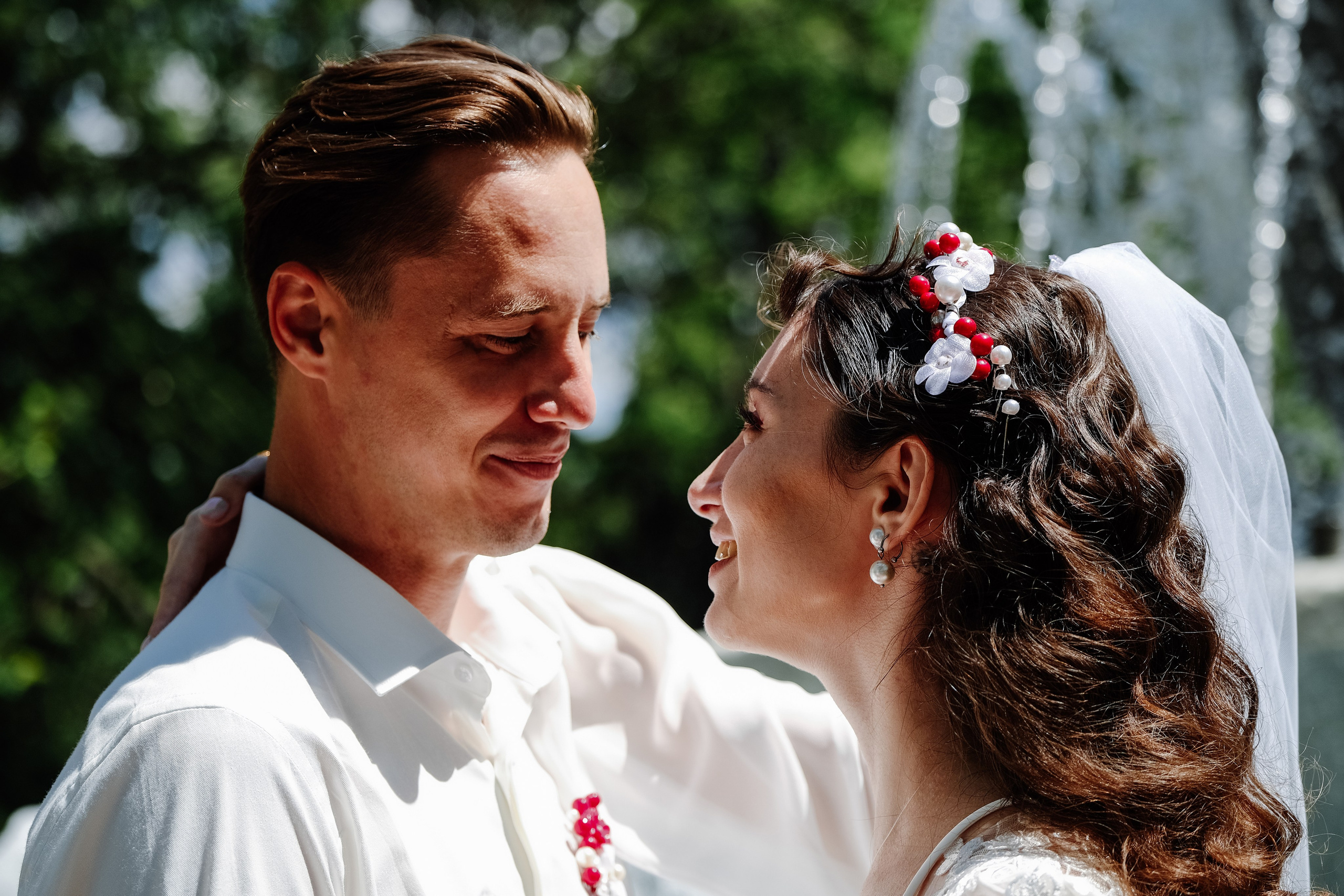 О+Д (ЗАГС, прогулка Центр и Парк Победы, банкет). Профессиональная фотосъемка в Крыму. Натуральные эмоции и живые кадры. Забронируйте дату прямо сейчас!