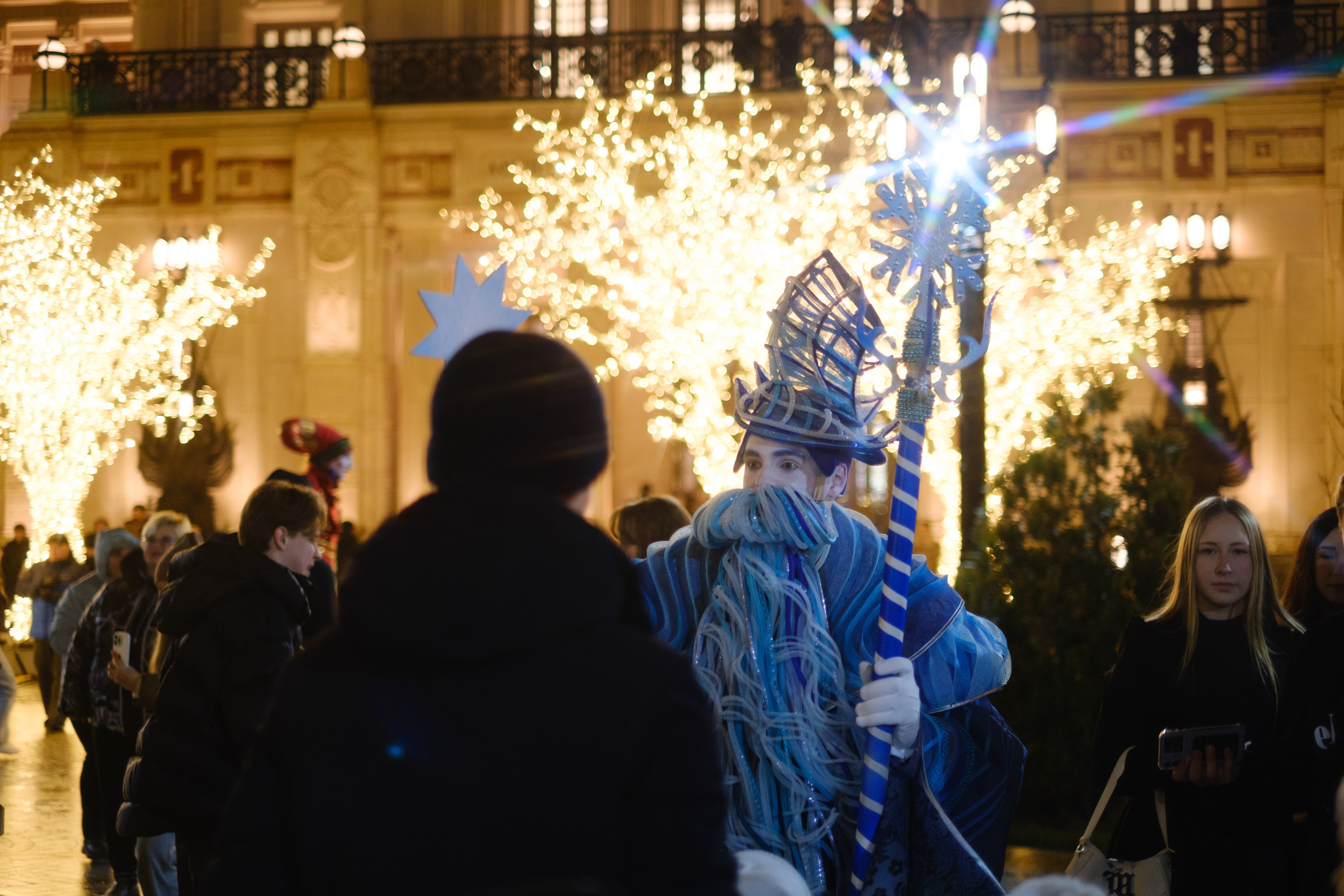 Новогодний репортаж из парка «Новый Херсонес» | Фотограф Илья Желдак. Профессиональная фотосъемка в Крыму. Натуральные эмоции и живые кадры. Забронируйте дату прямо сейчас!