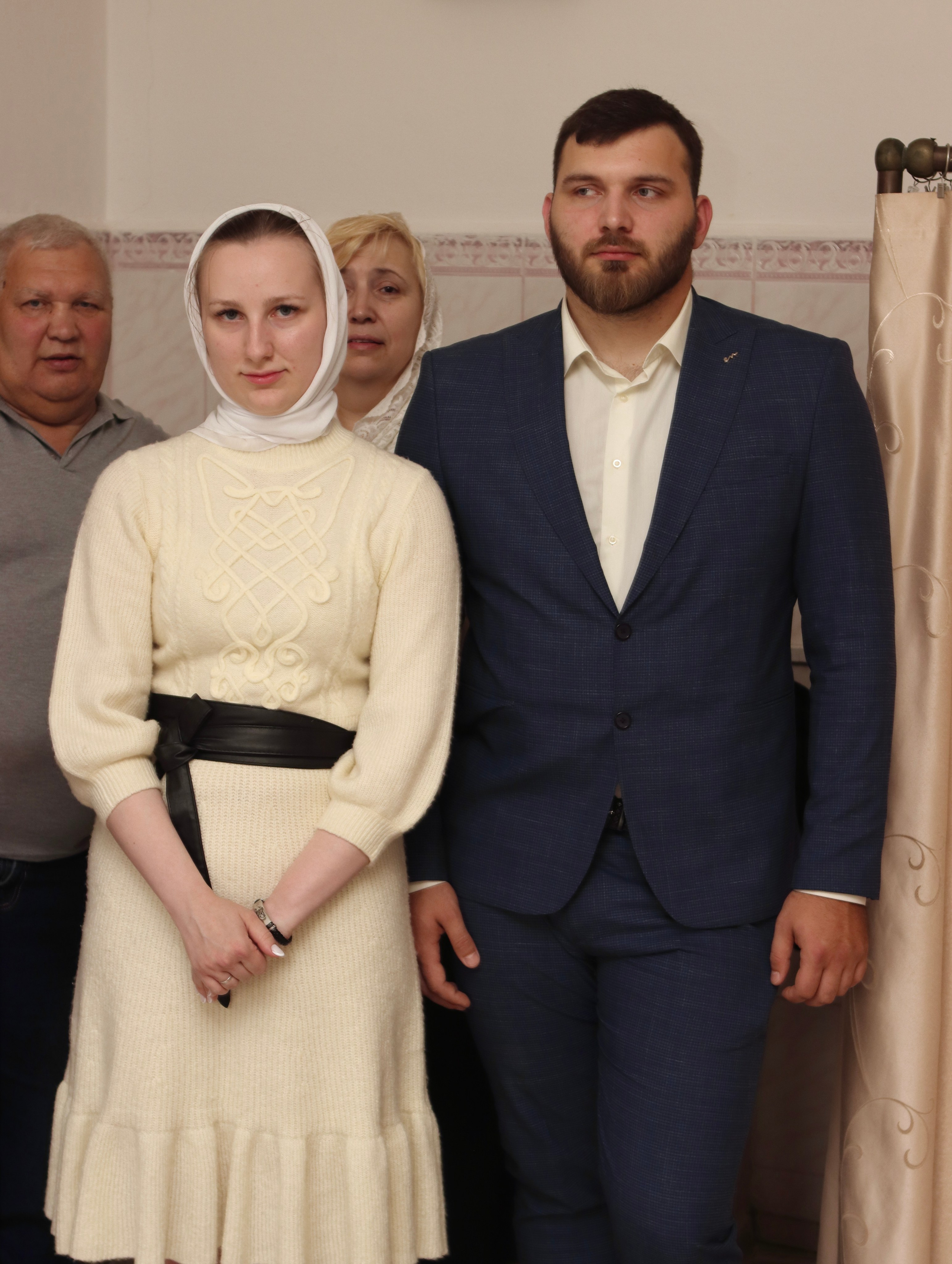 Анастасия и Вадим — крещение Виктории. Фотограф в Курске Смирнов Евгений