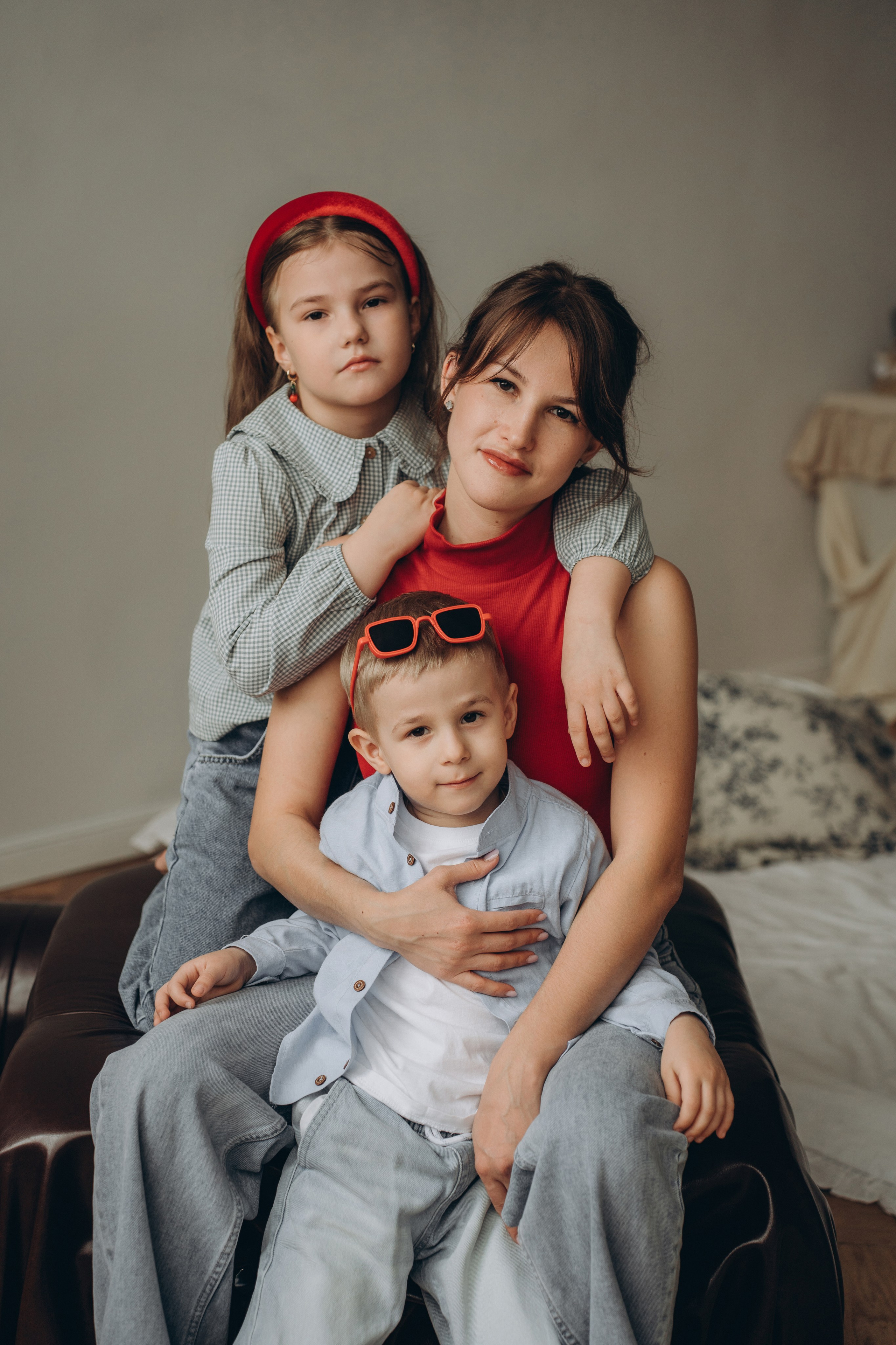 Мила, Вика и Сава. Семейный фотограф • Домашние съемки в Нижнем Новгороде