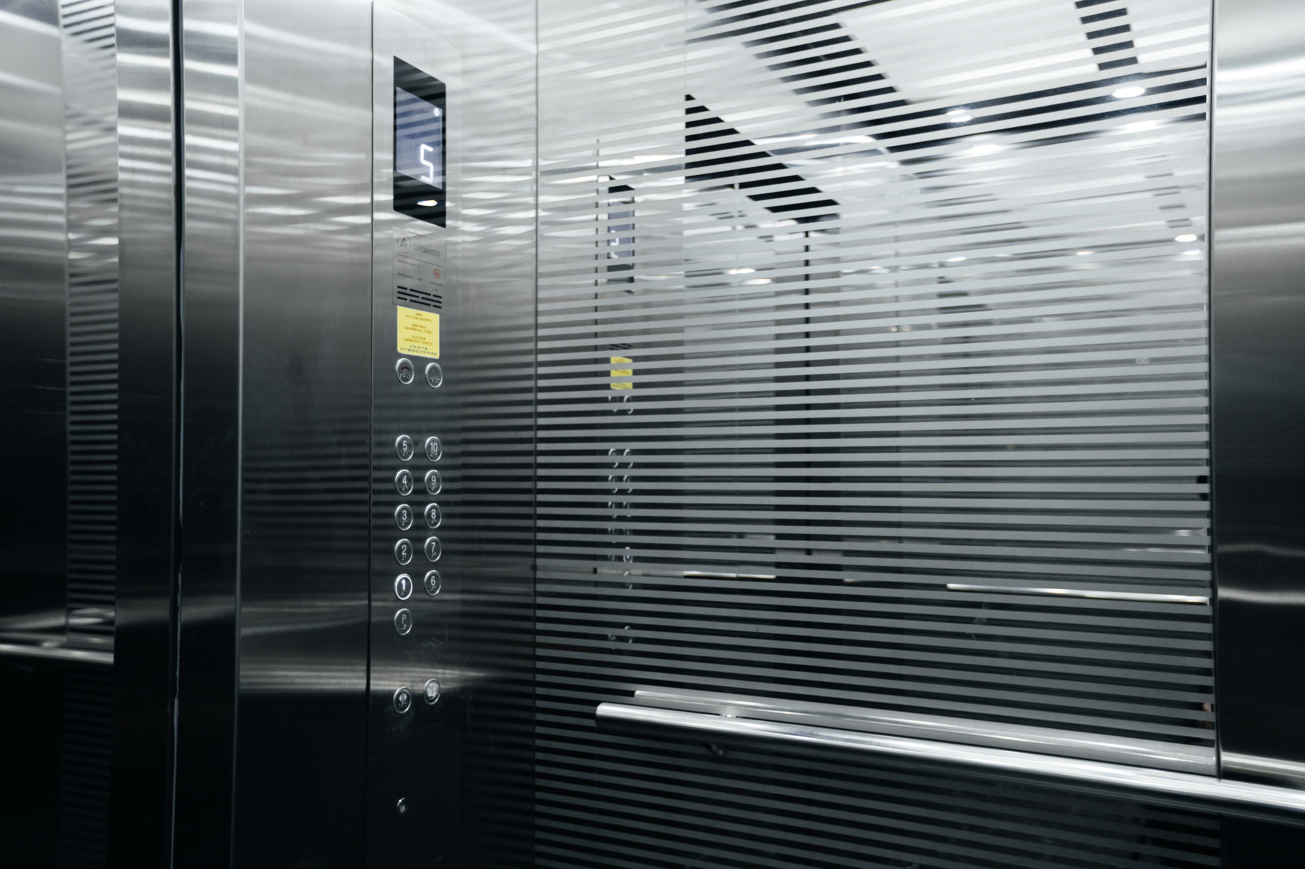 Проект 4. Lift Master. Дата: март 2023. Профессиональный фотограф в городе Астана/Алматы Даурен Сембаев