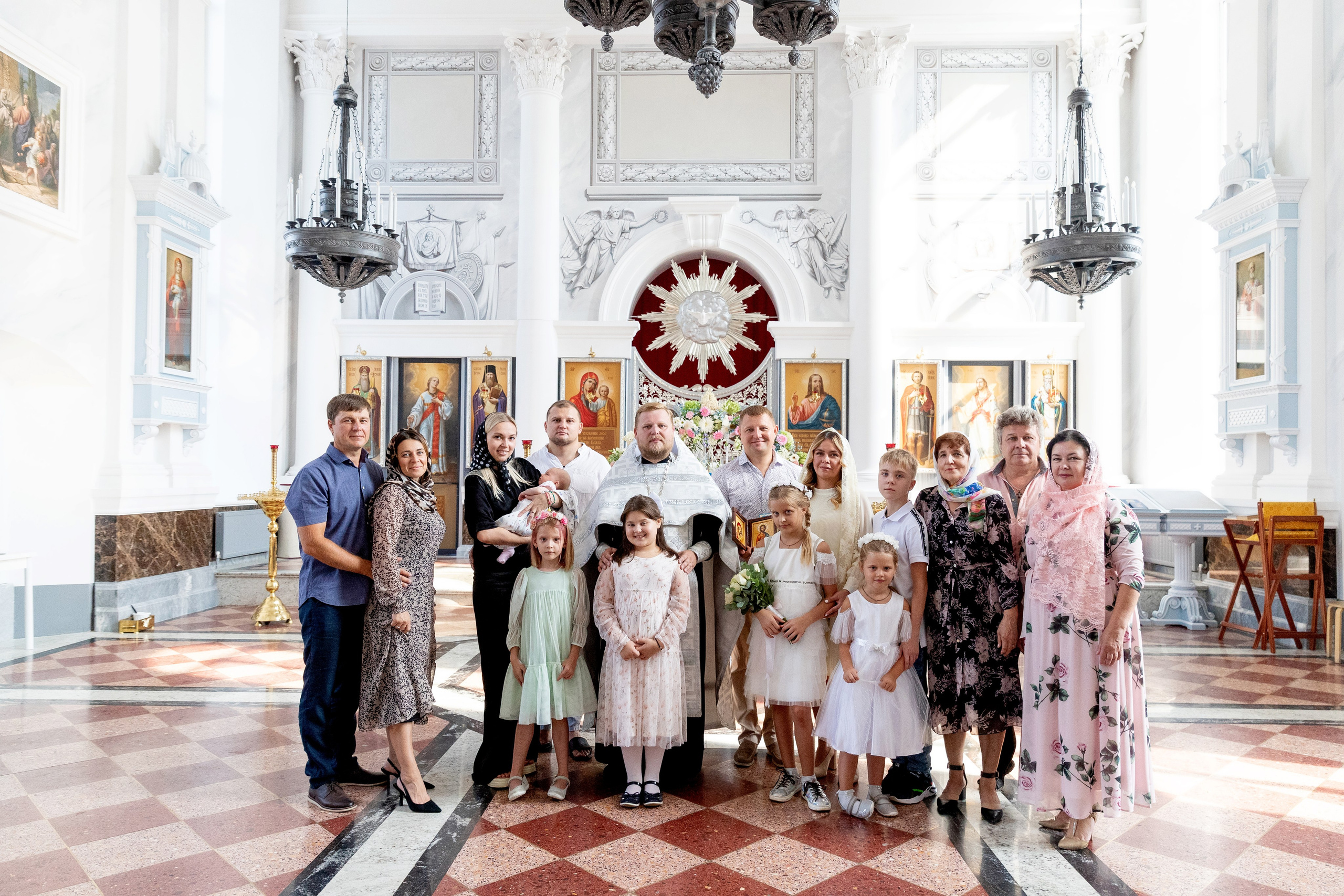 Венчание в Александро-Невской церкви. Выпускные альбомы Казань. Семейный и детский фотограф Михаил Мигачев
