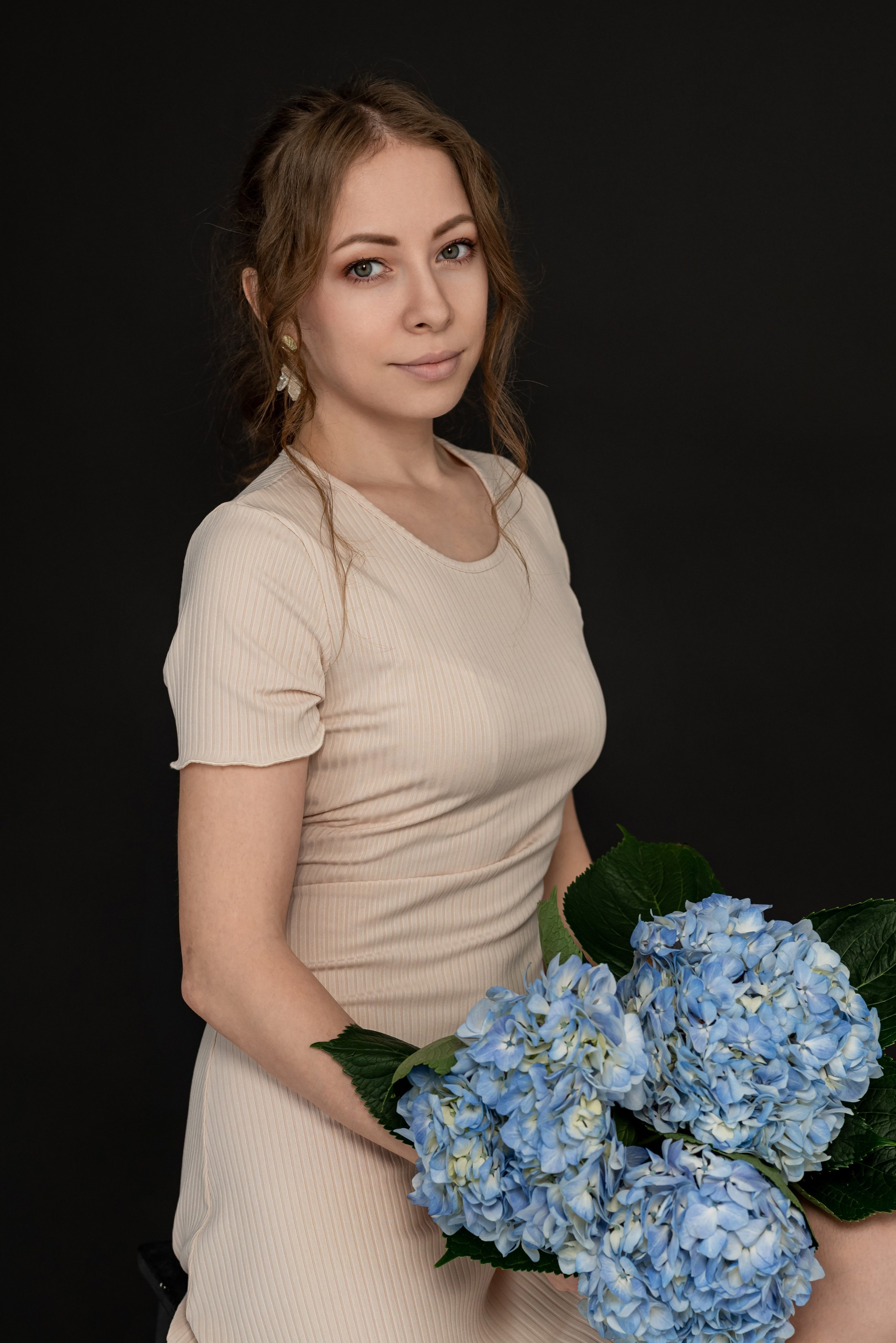 Фотопроект с голубыми гортензиями. Фотограф в городе Салават