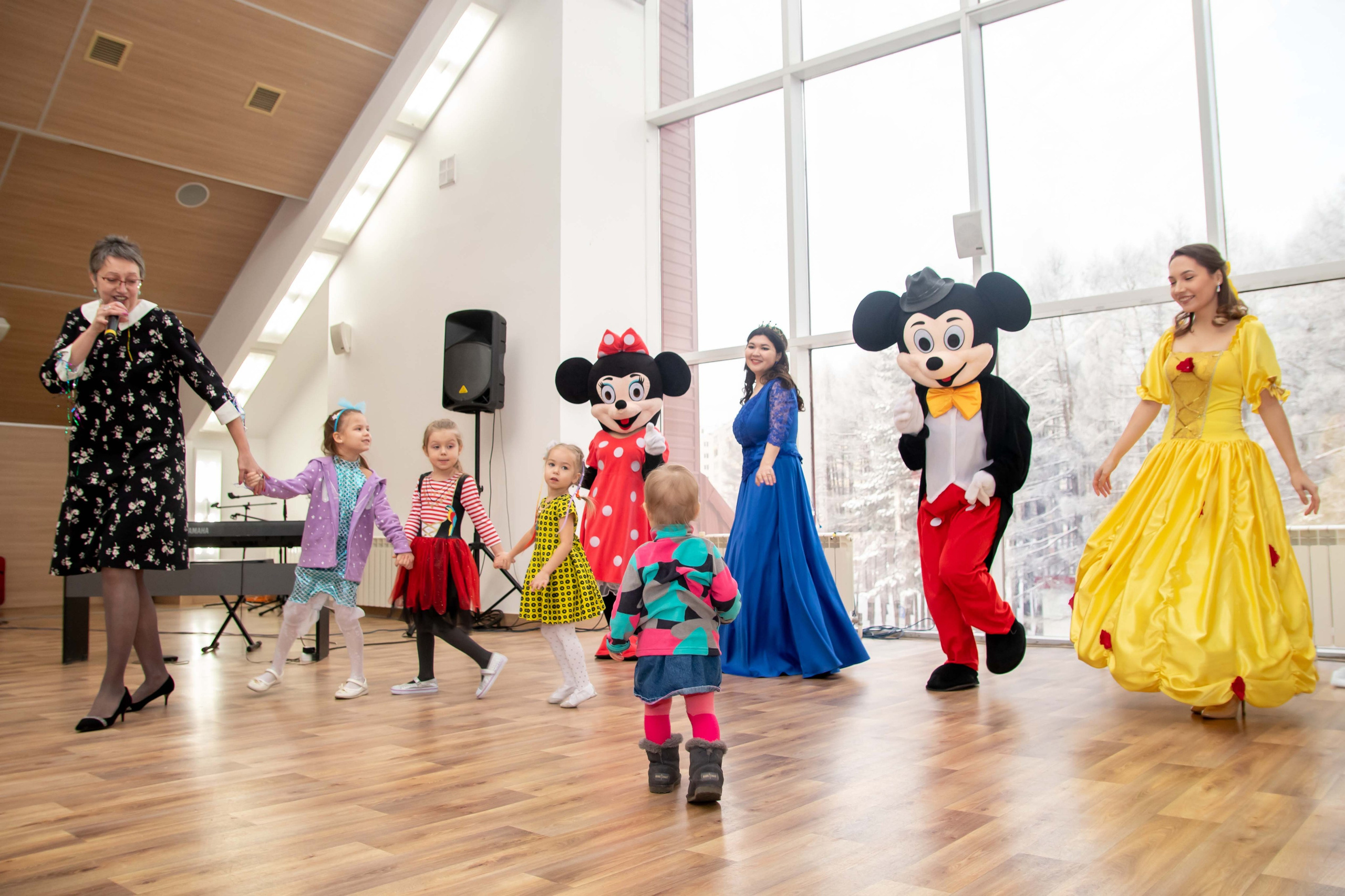 Благотворительный концерт. Часть1: Дети. Репортажный Фотограф