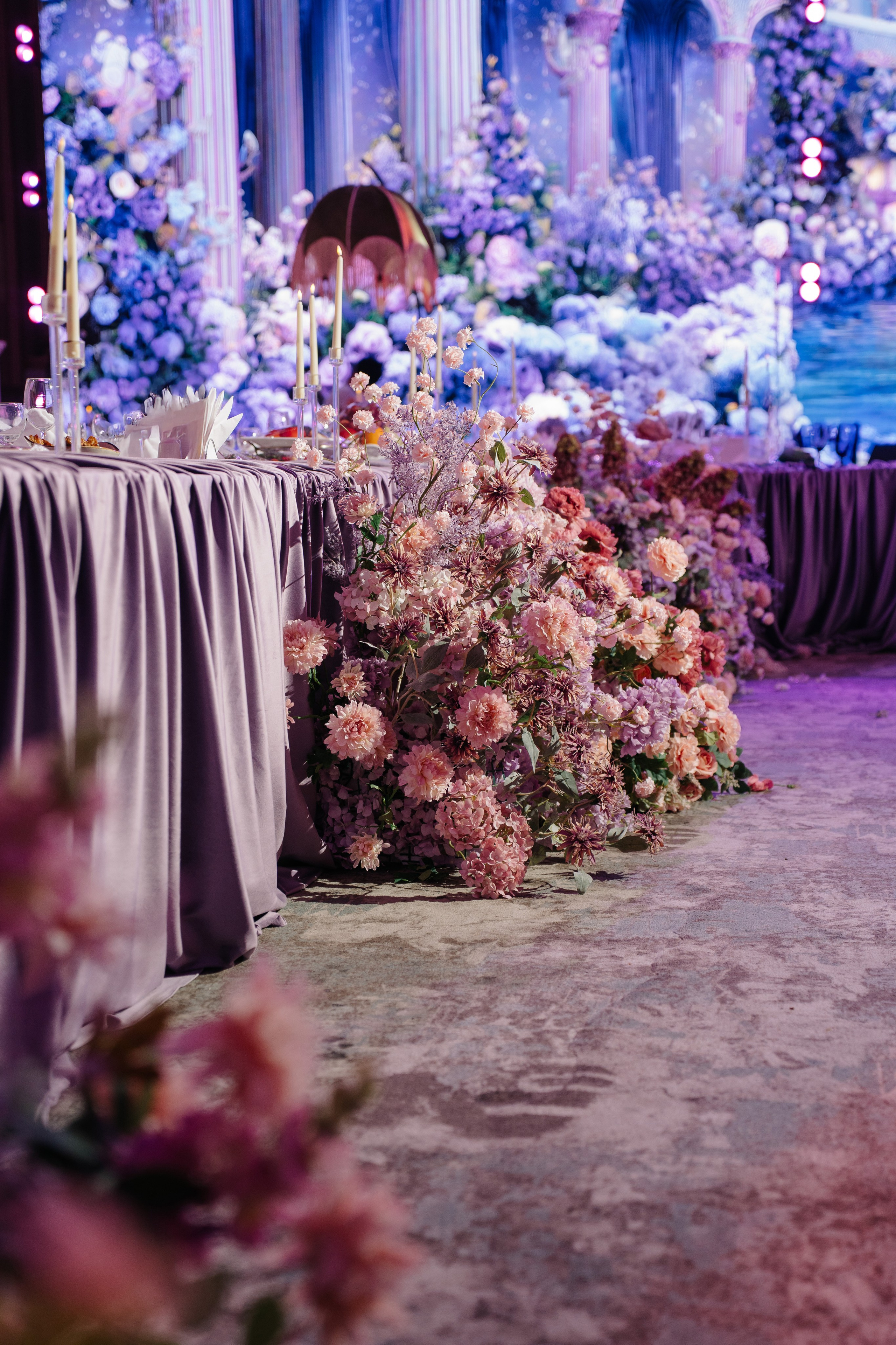 Ay-Dana Uzatu. ___________________________________________________