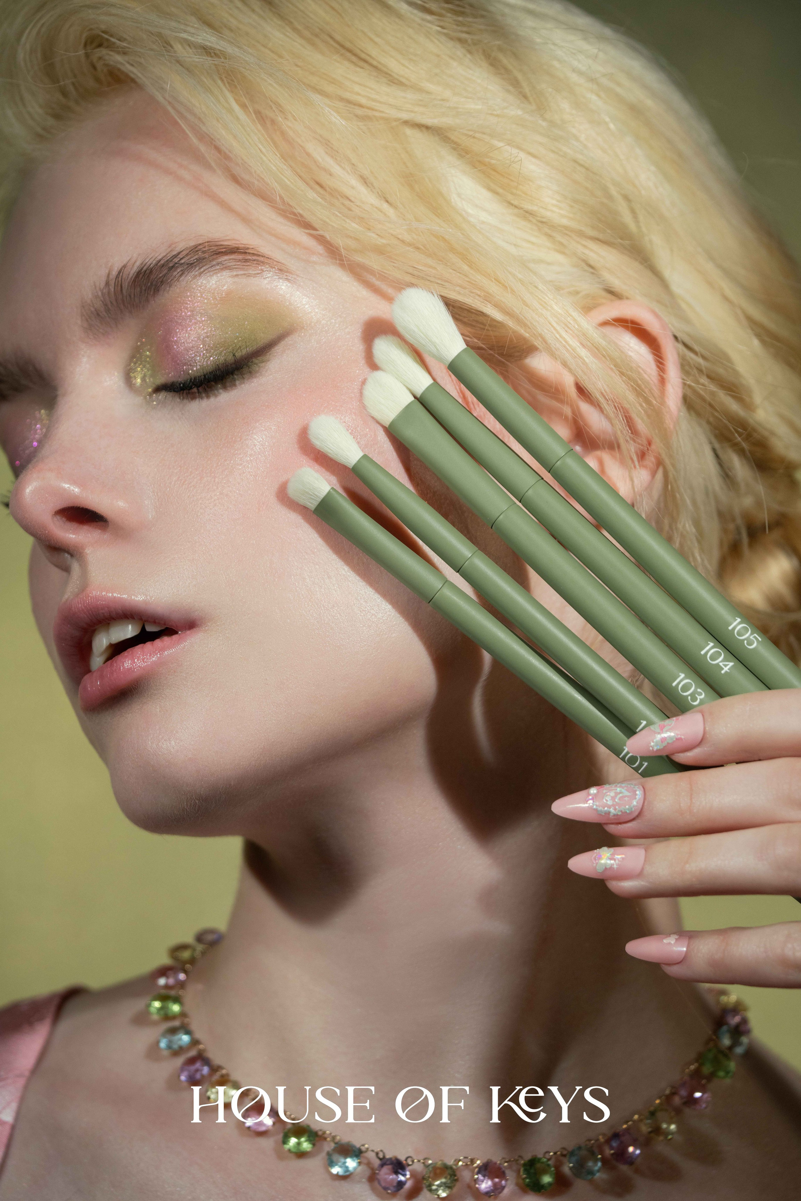 Beauty, предметная съемка. Фотограф в Санкт-Петербурге (портрет, индивидуальные, творческие съемки, каталог)