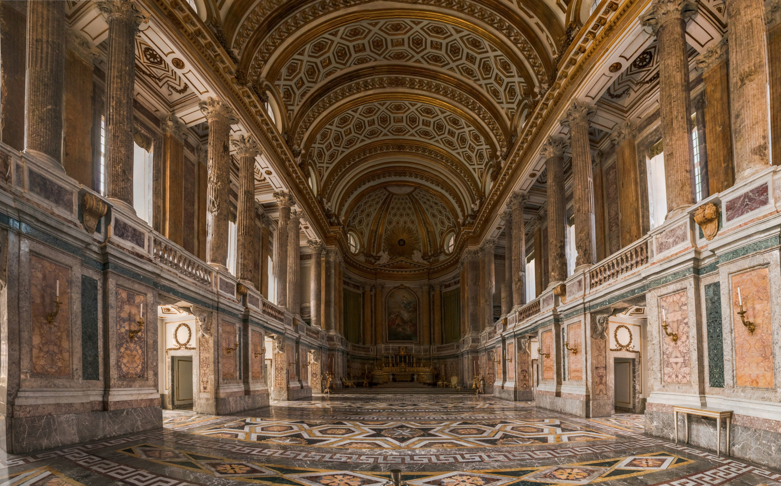 Италия Кампания Казерта. Фотограф Лара Кучина
