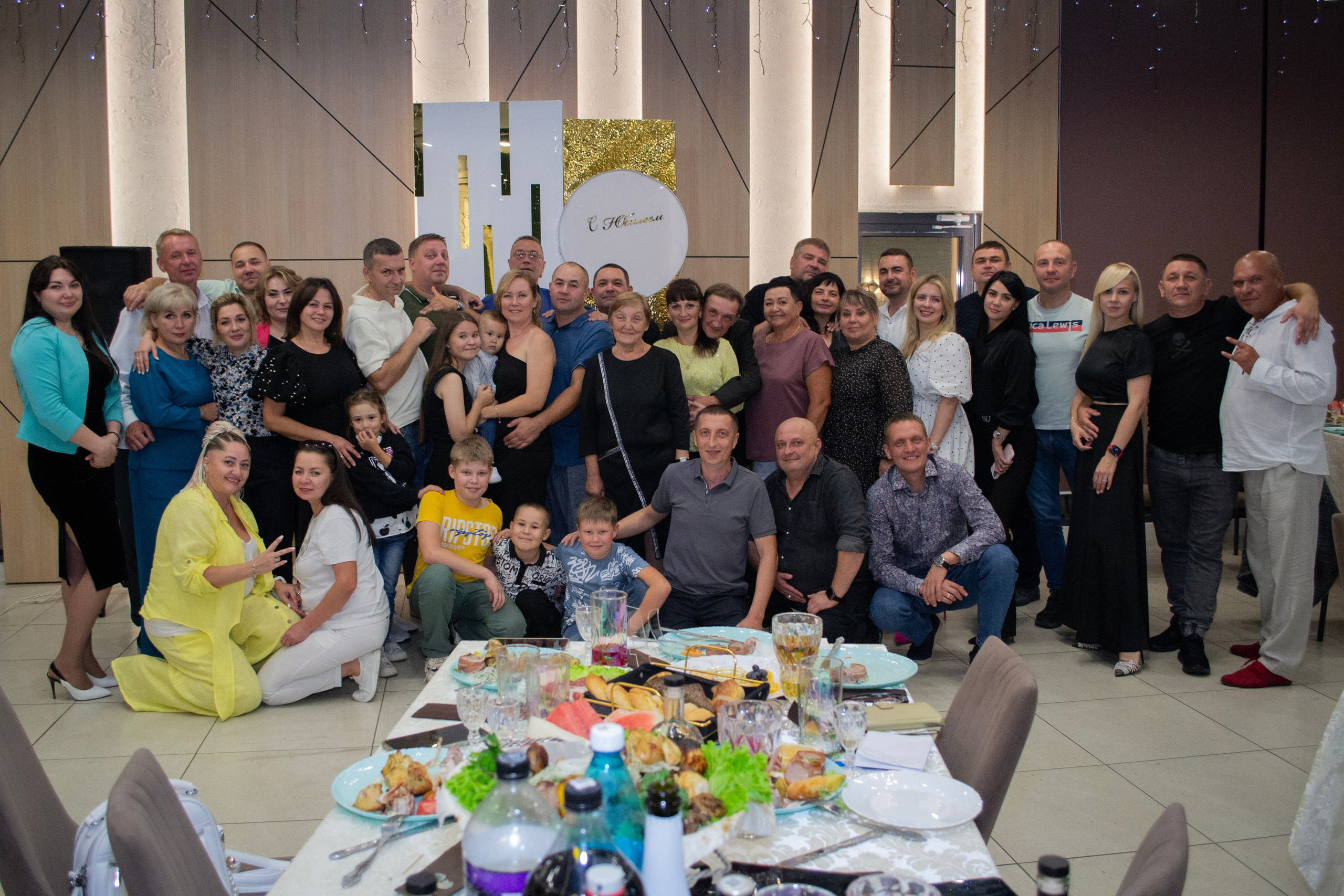 Юбилей. Семейный и свадебный фотограф в Йошкар-Оле Виктор Крайт