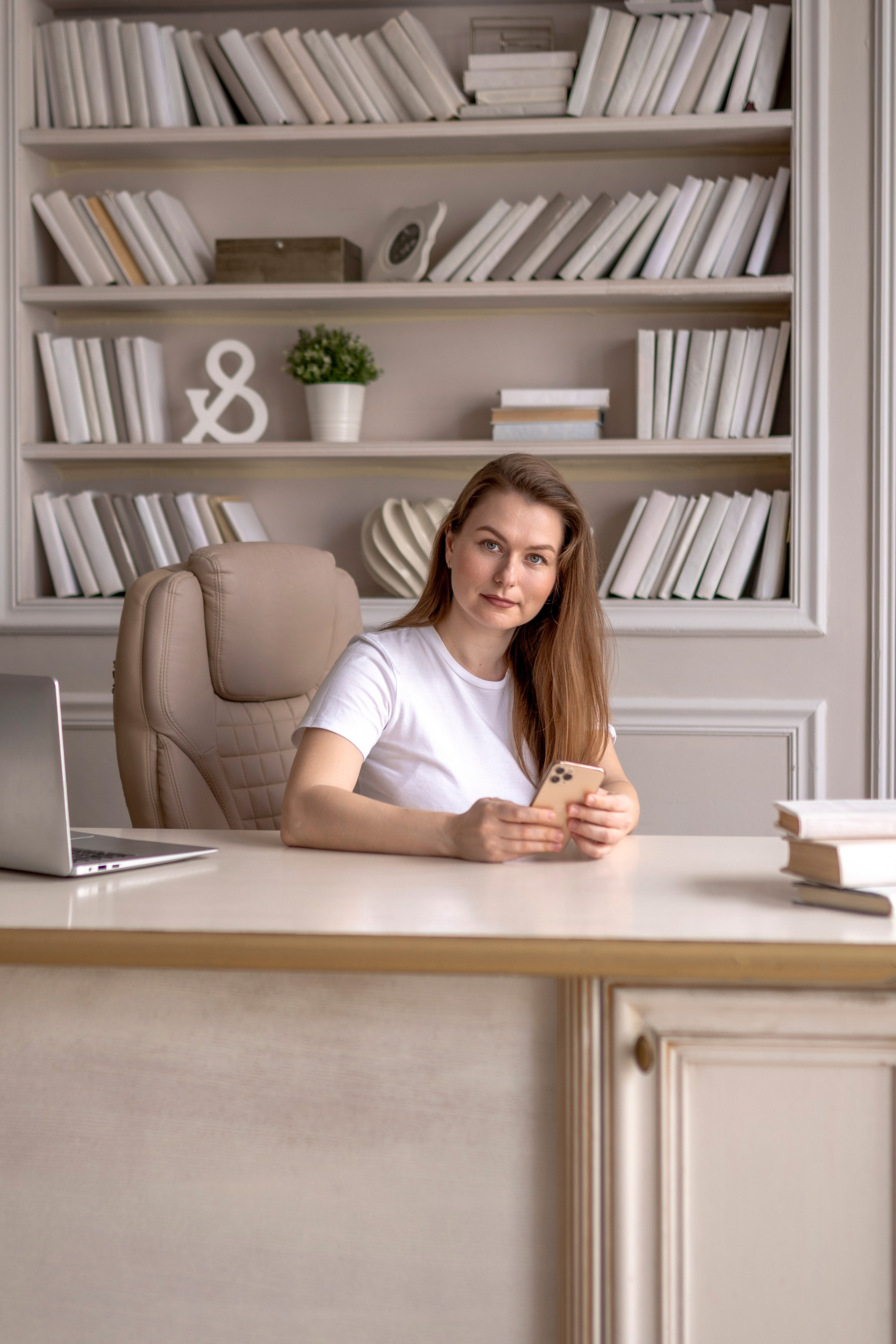 Женский бизнес портрет. Профессиональный фотограф Ковалева Олеся