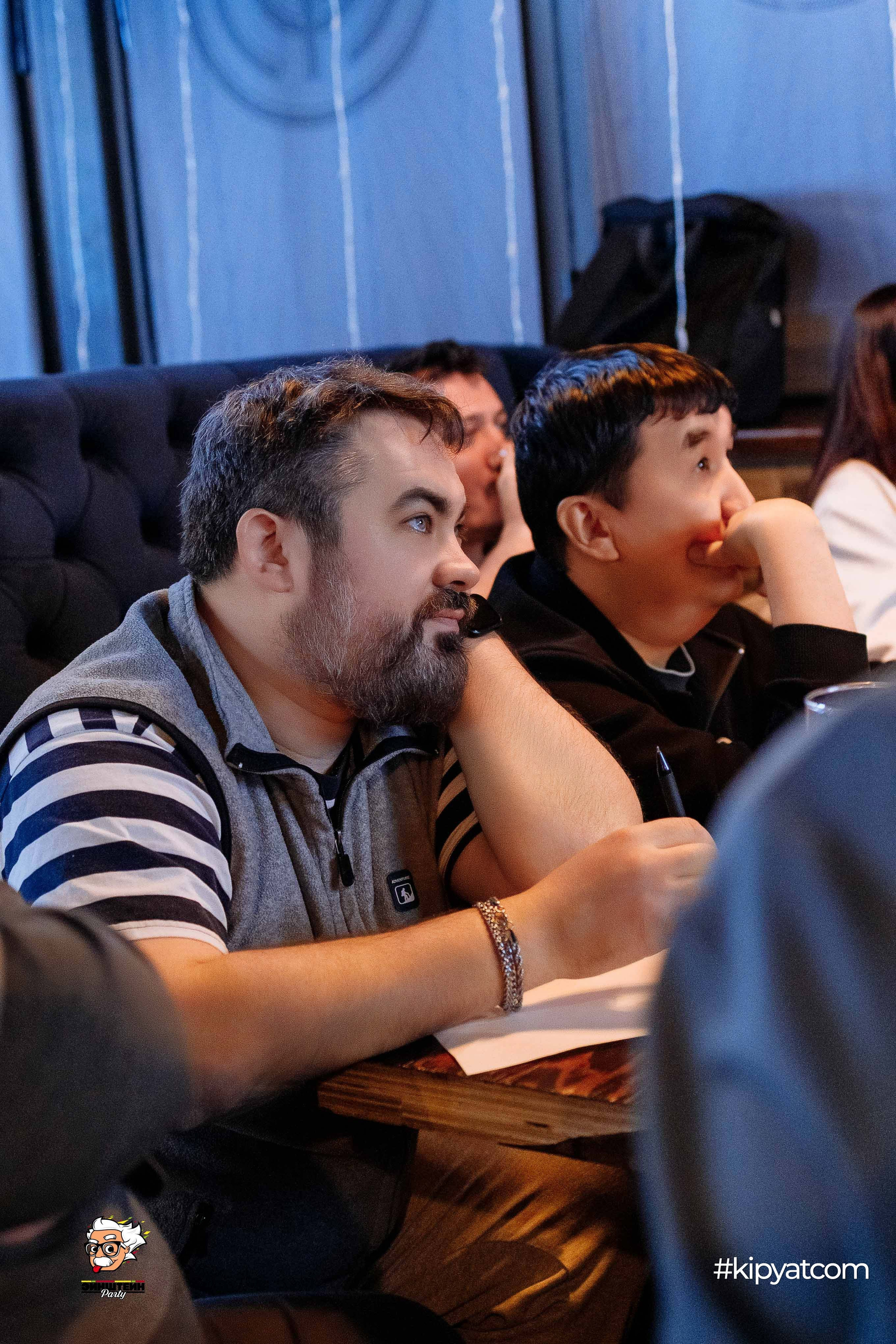 Эйнштейн Party