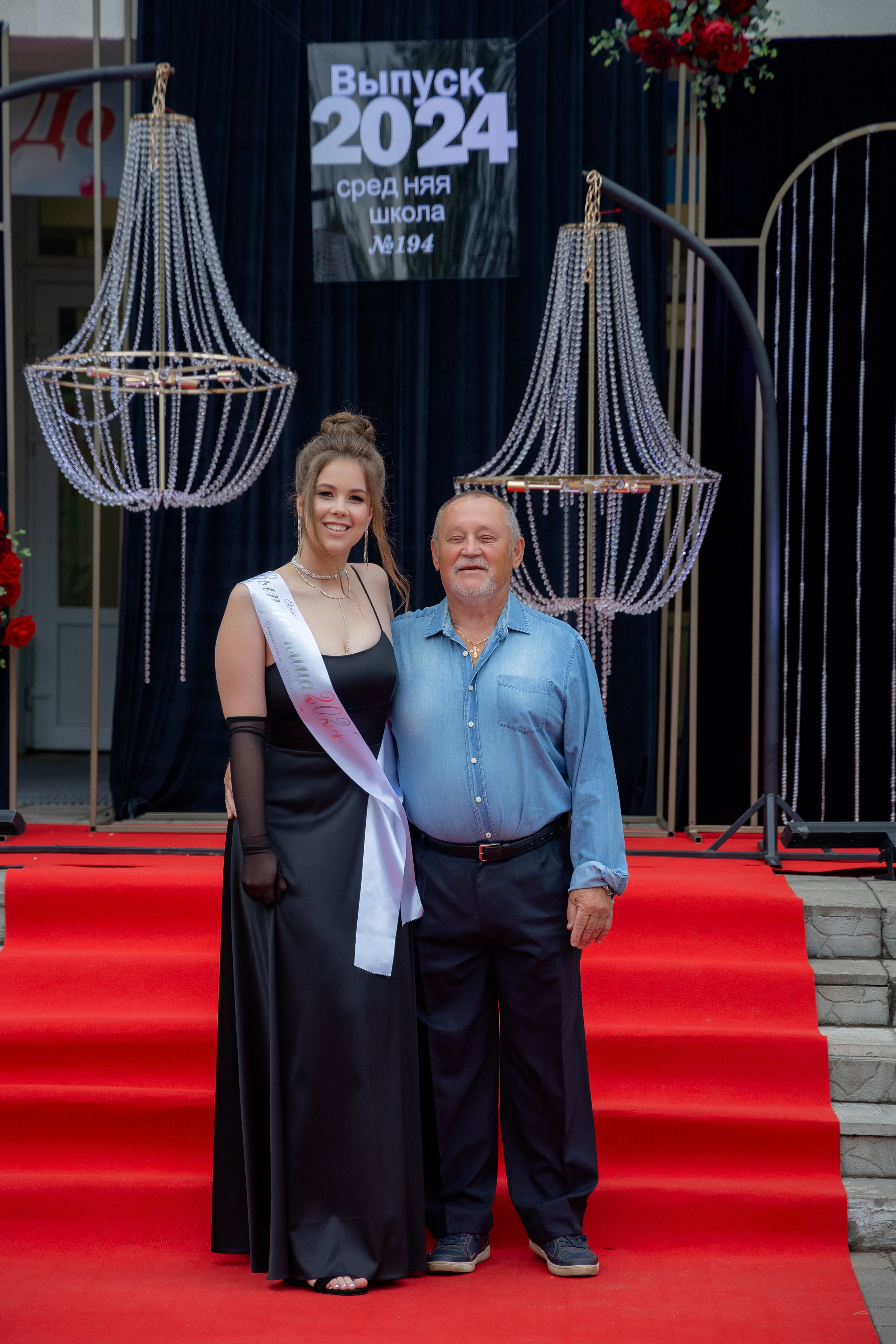 Школьный выпускной 2024 год в Соколе (Минск). Свадебный фотограф в Минске/Беларуси Сергей Спиридонов