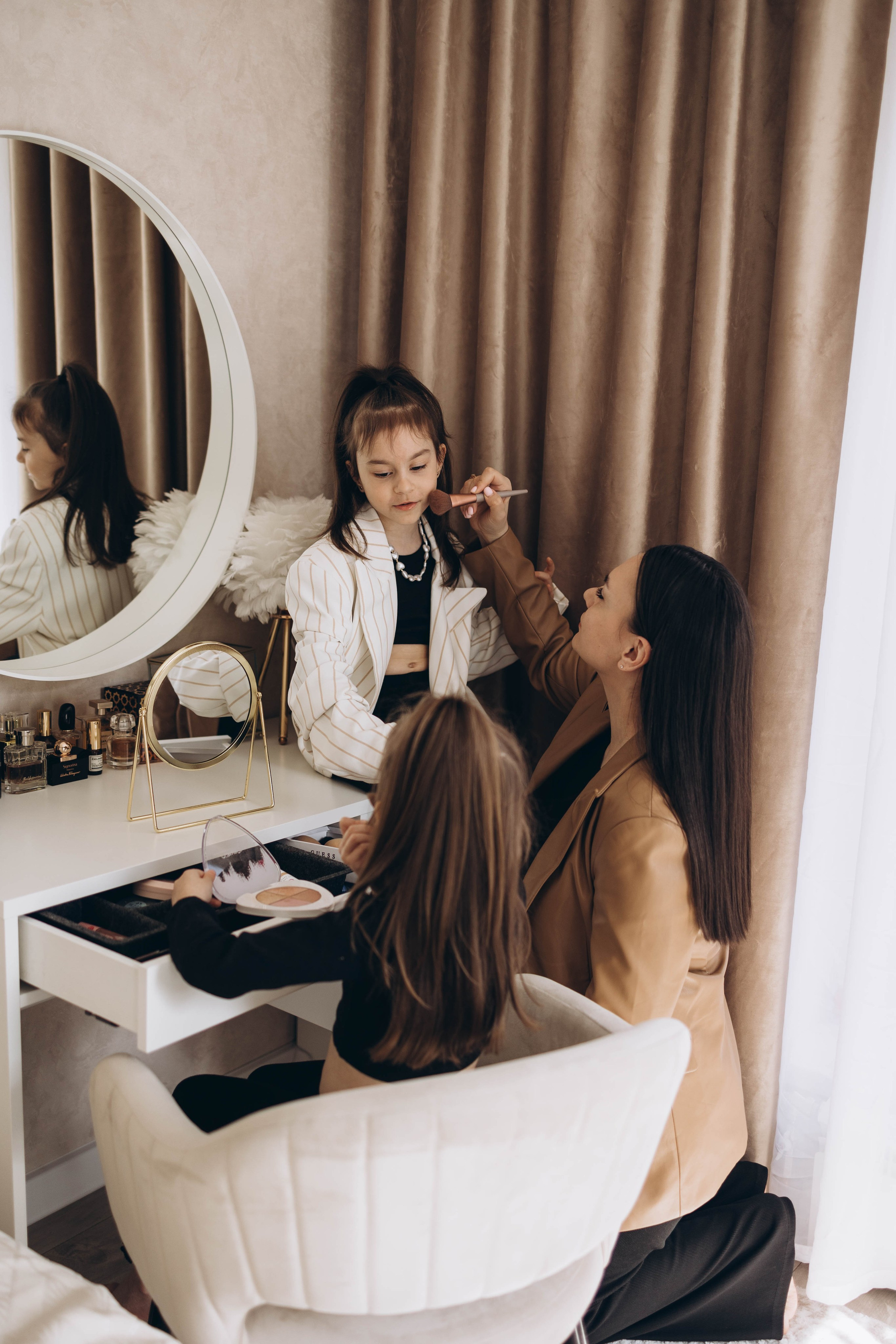 Наталия, Софа и Лиза. Семейный фотограф в Москве Виктория Ястребинская