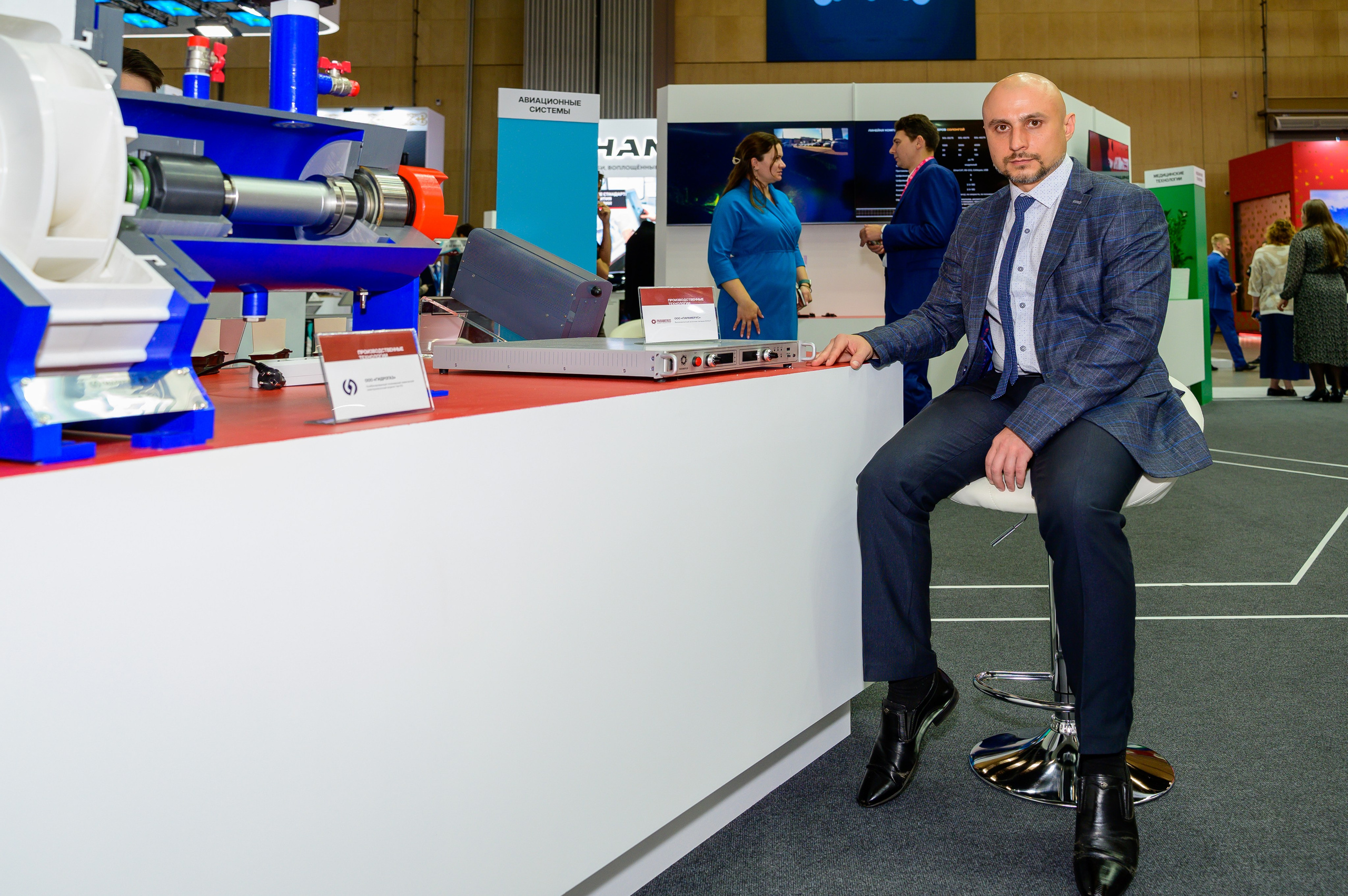 «ИННОПРОМ. Беларусь» — это международная промышленная выставка, объединяющая представителей различных отраслей промышленности, инновационных компаний, инвесторов и государственных структур. Это уникальная платформа для обмена опытом, внедрения новых идей и технологий, что способствует повышению актуальности отрасли и развитию сотрудничества между странами.#БольшаяпромышленнаянеделявМинске @belexpo_by@ph.andrey_puhach #bigindustrialweek #bigindustrialwee