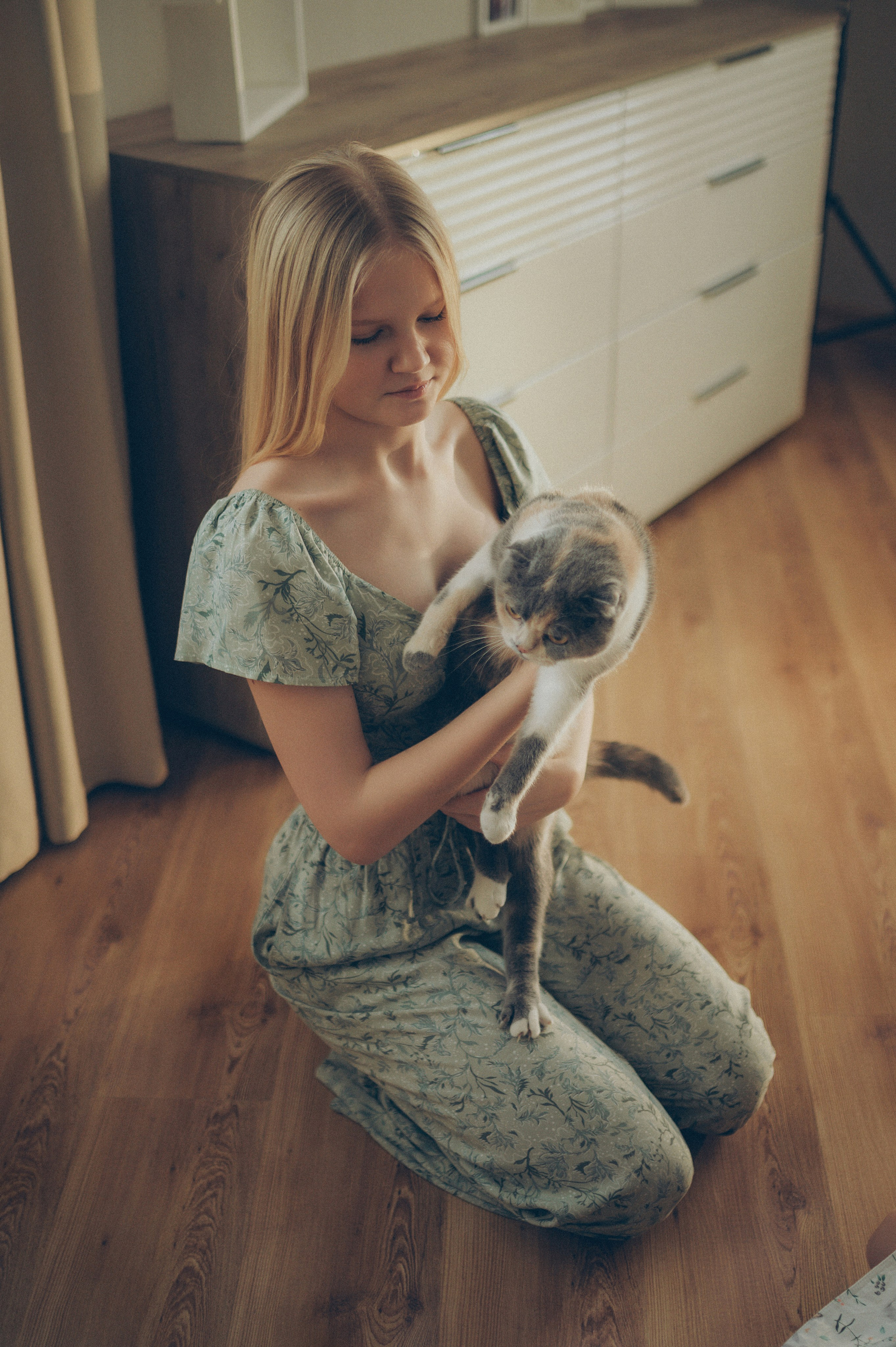 Тася, Соня, Женя и Илья (домашняя). Фотограф, г. Лесной Свердловской области