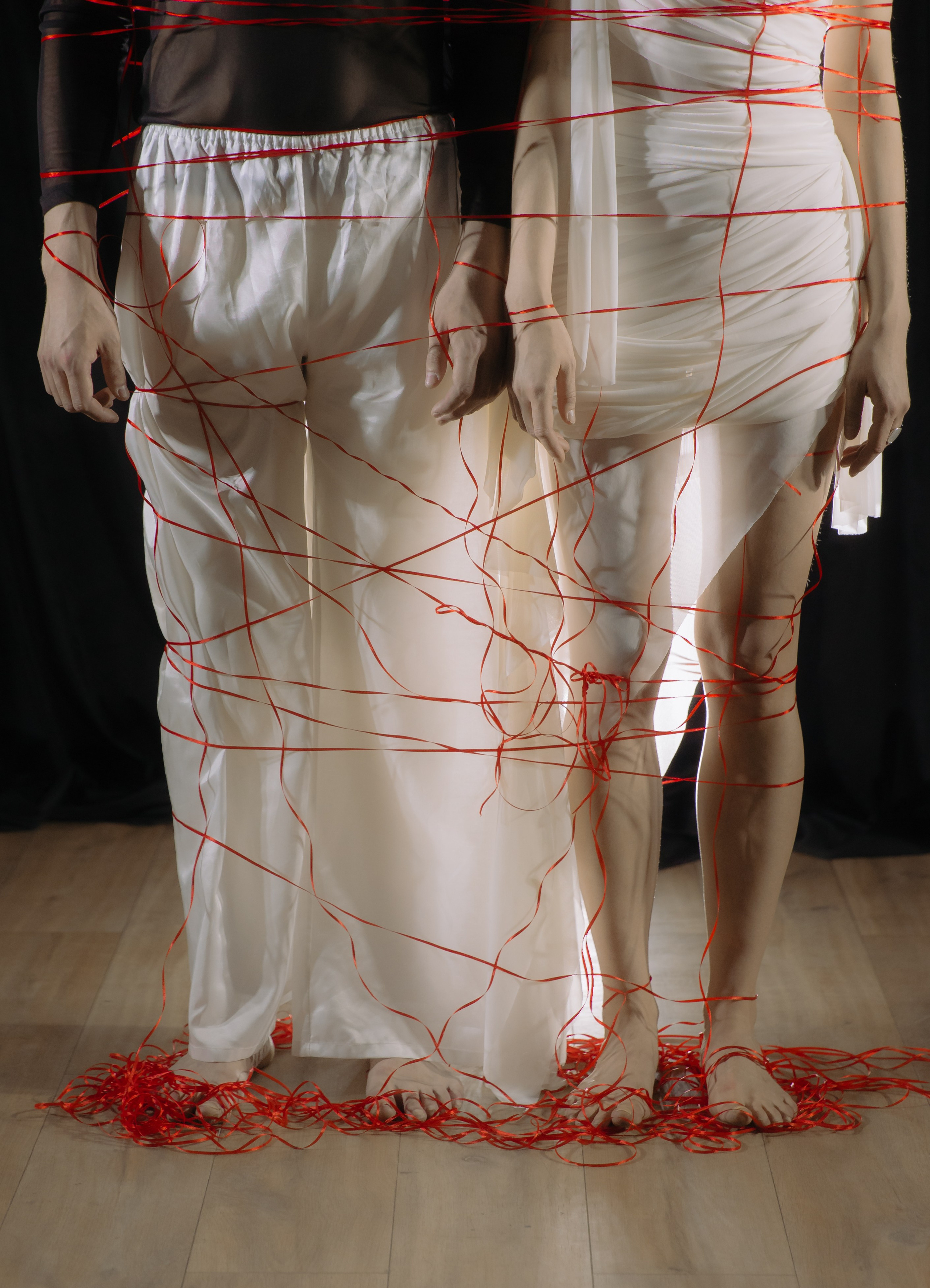 Ленты — судьбы, связавшие нашу жизнь воедино ♥. Свадебный и портретный фотограф в Москве и Санкт-Петербурге