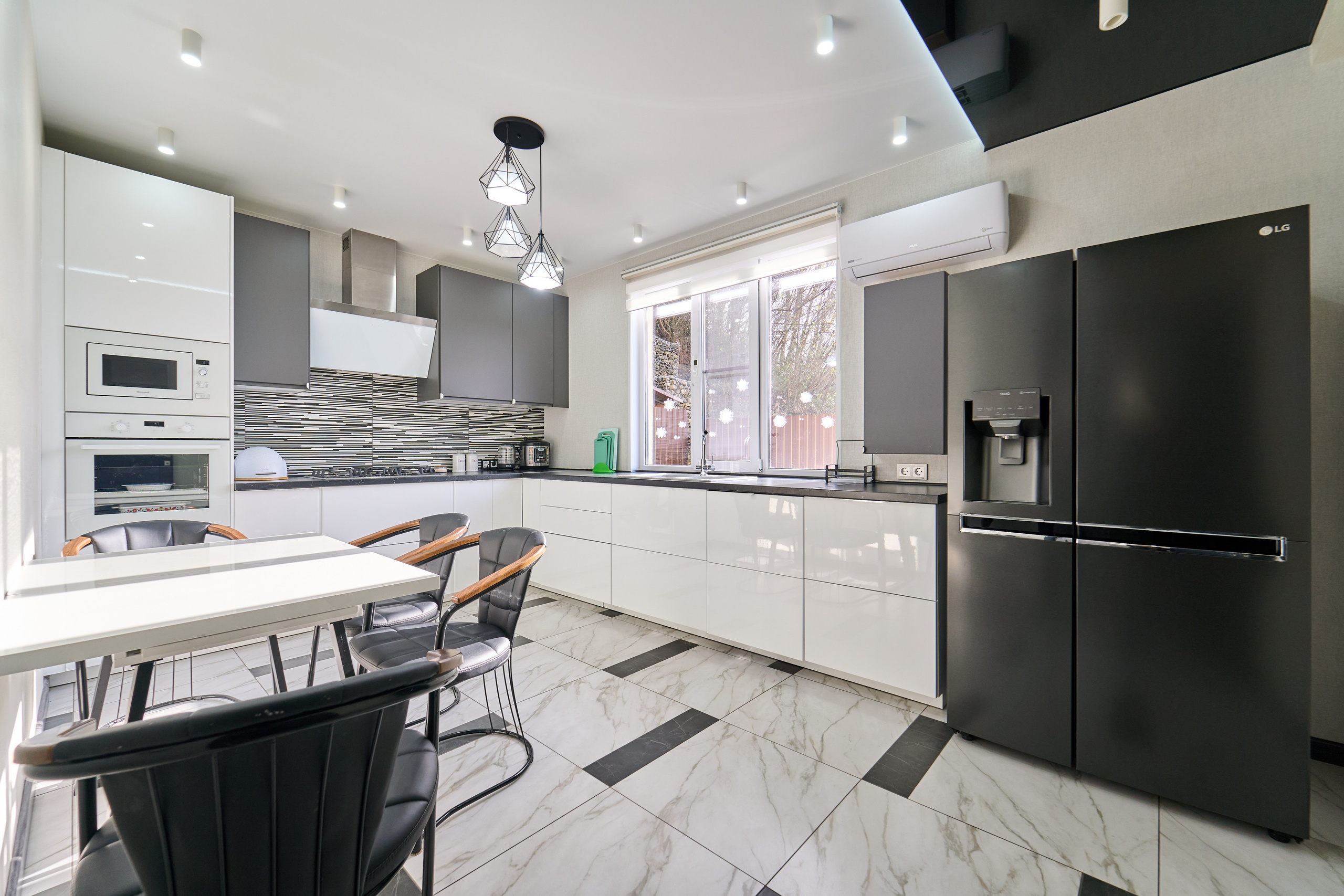 Лазурная долина 93. Фото и видео съемка в Сочи Адлере Красной поляне