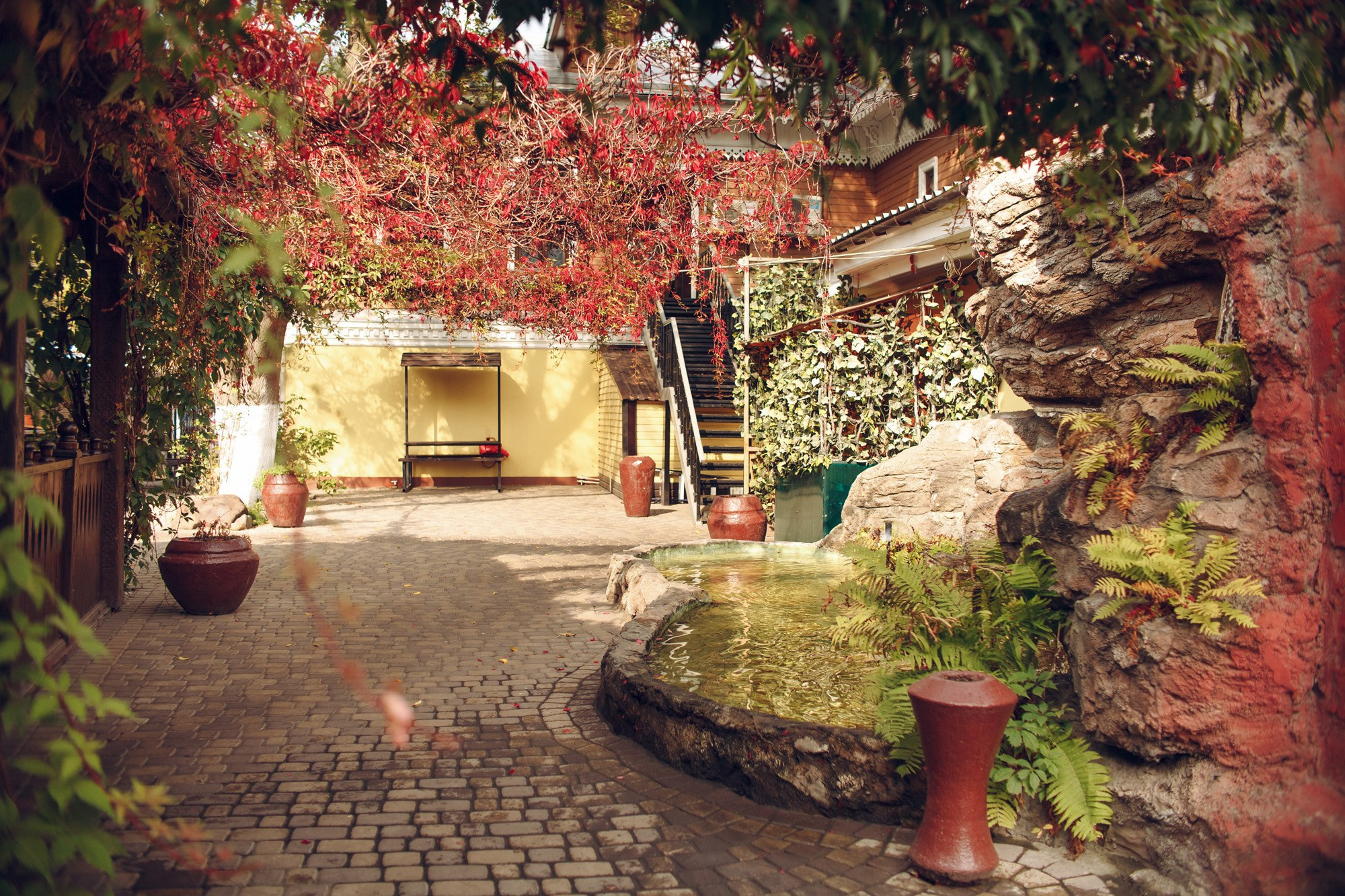 «Шеш беш». Ваш репортажный фотограф Артемий Антонов