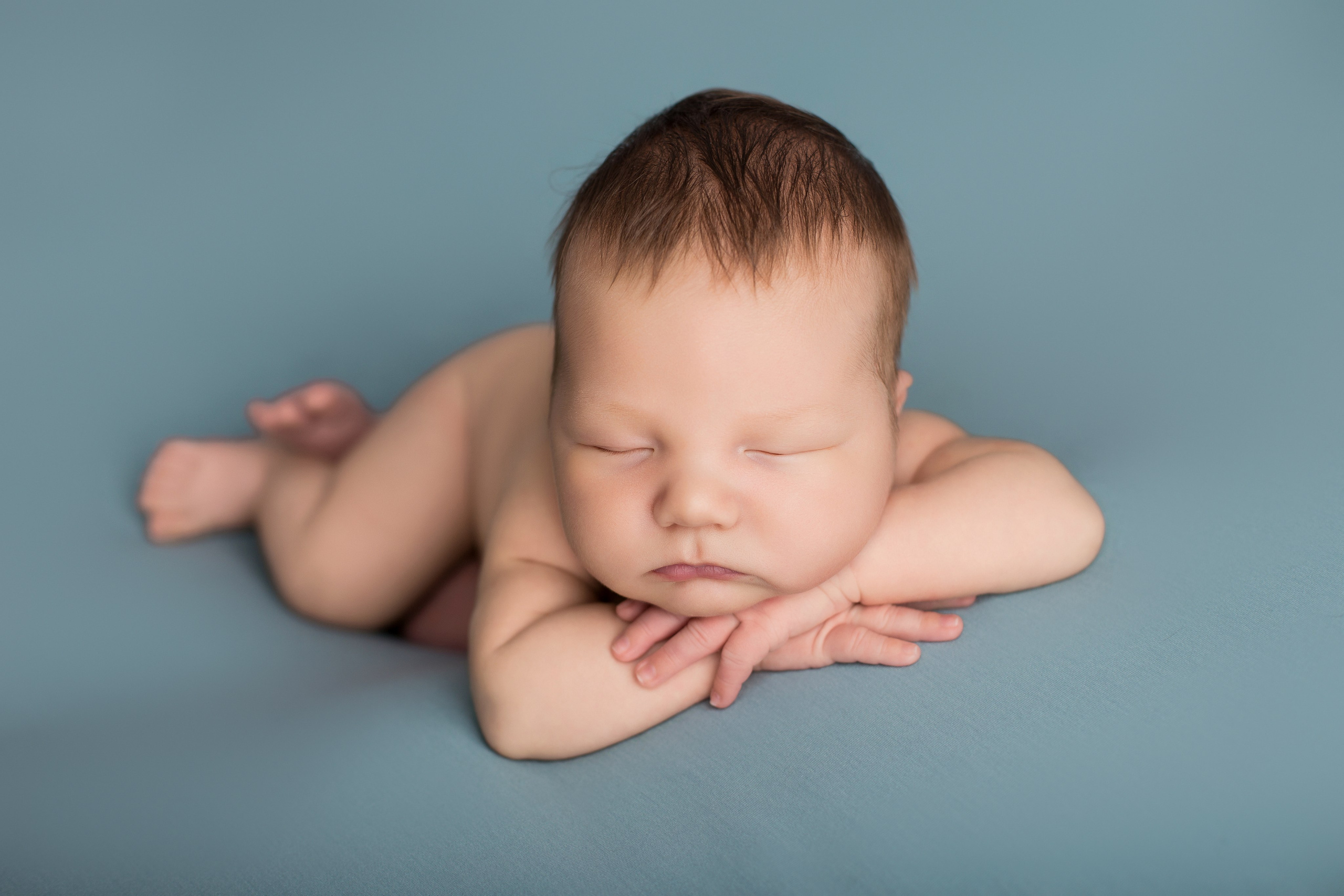 Леон. Ольга Анохина фотограф новорождённых в Зеленодольске