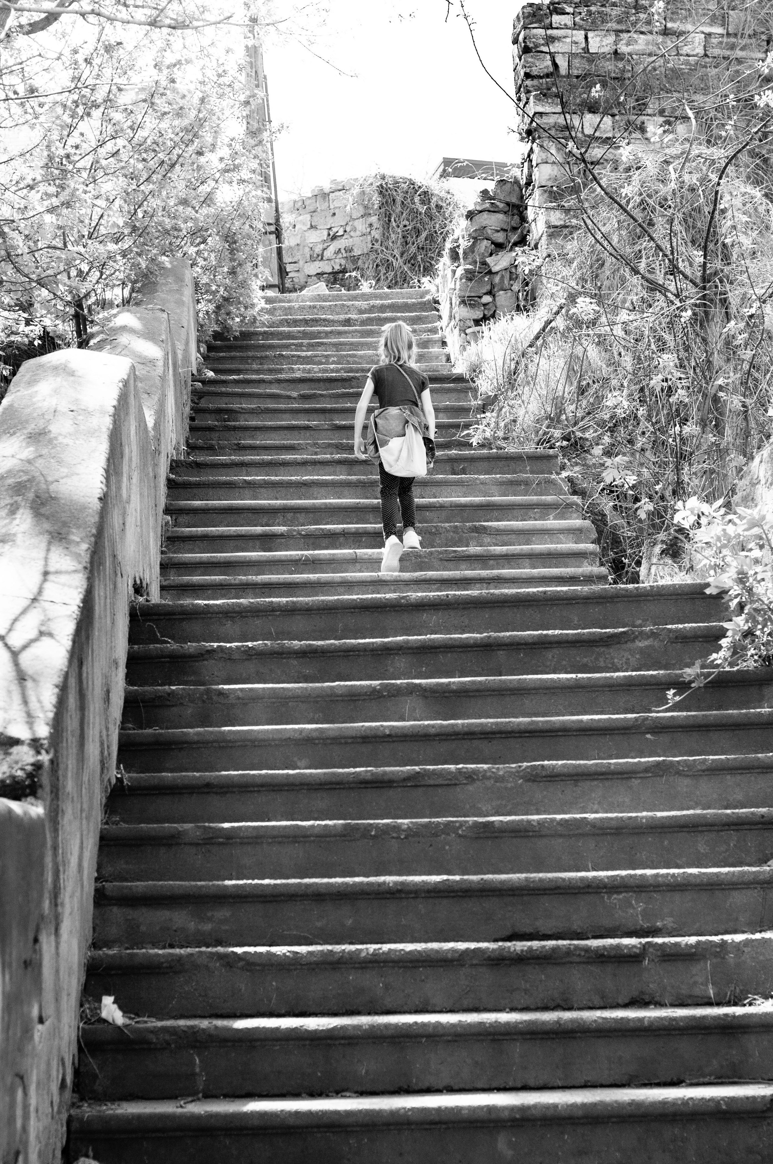 Чёрно-белая, магическая. Сейчас вылетит ПТИЧКА! Фотосессии в Керчи