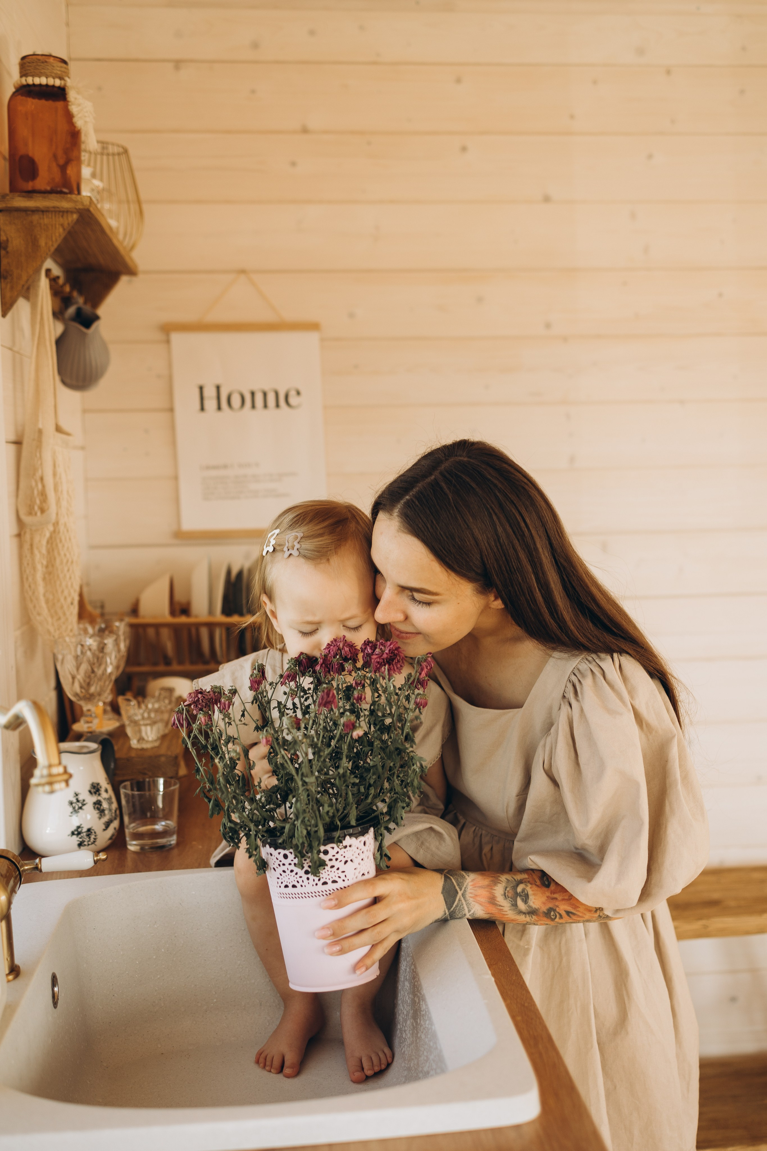 Оля и Мирослава Беседка. Семейный фотограф в Москве Виктория Ястребинская
