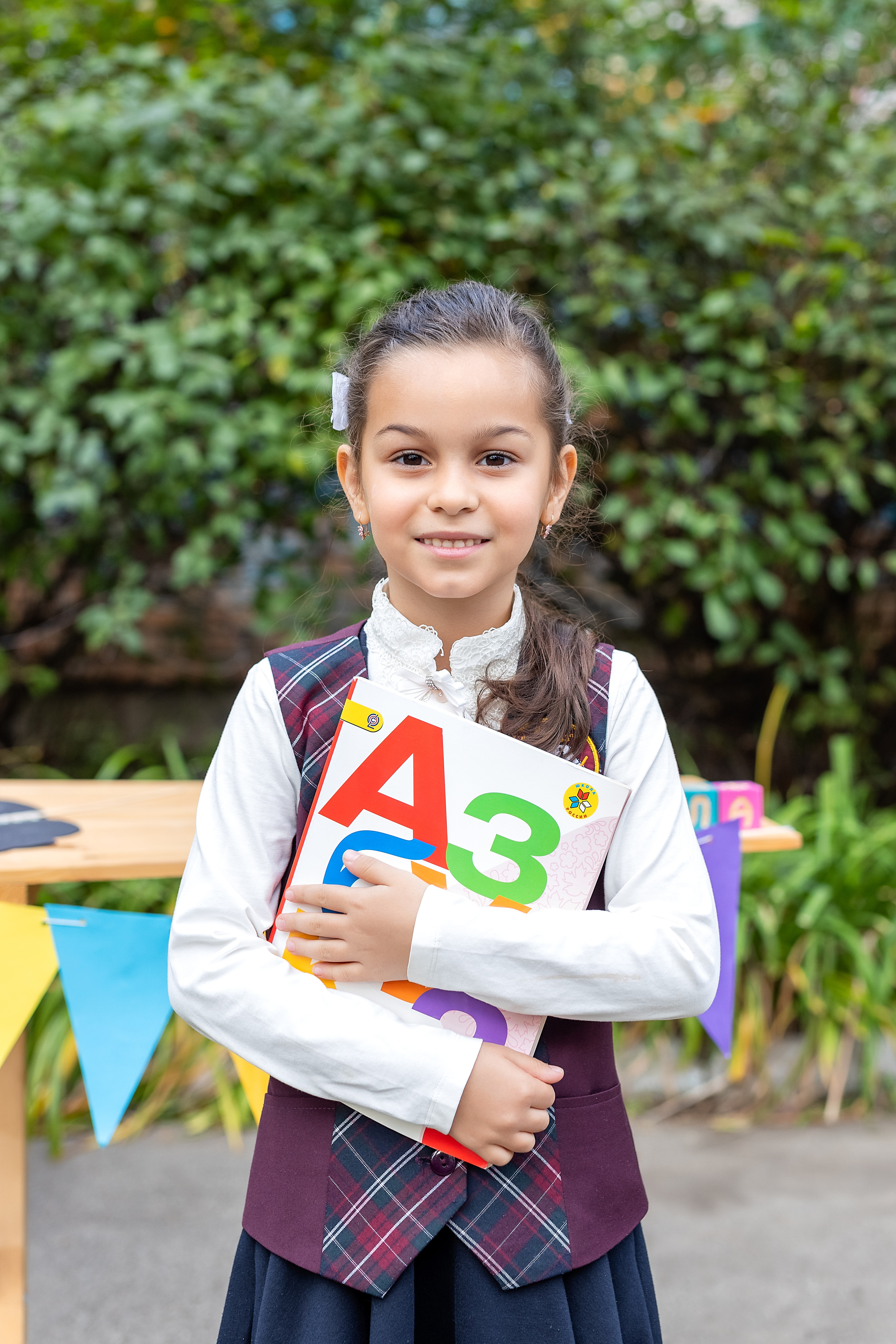 Фотопроект «Здравствуй, Школа!» 1-г, 63 школа. Стильный выпускной альбом Владивосток фотограф Вероника Мигачева